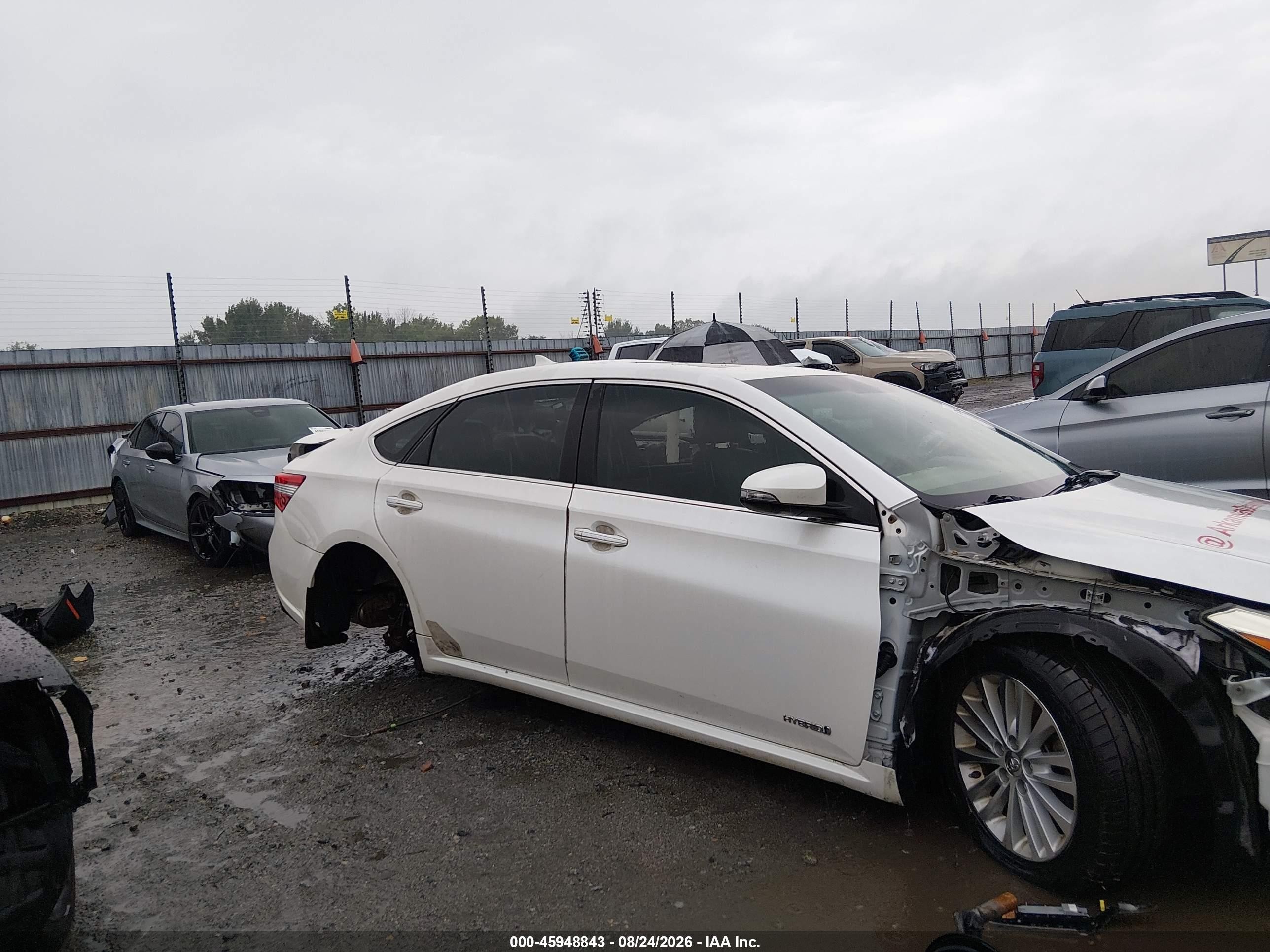 2013 Toyota Avalon Hybrid Limited White vin: 4T1BD1EB3DU007287