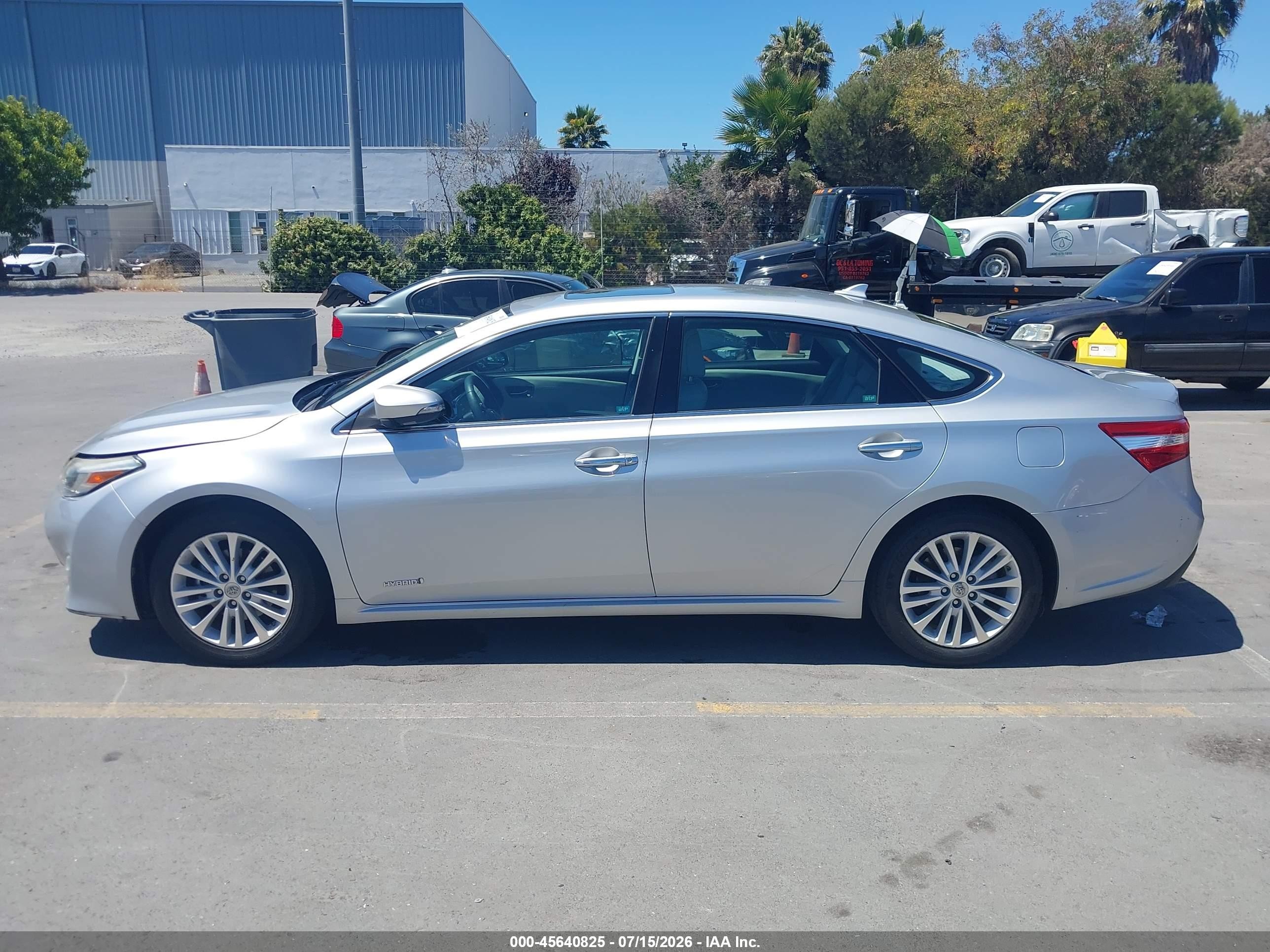 2013 Toyota Avalon Hybrid Limited Gray vin: 4T1BD1EB3DU008388