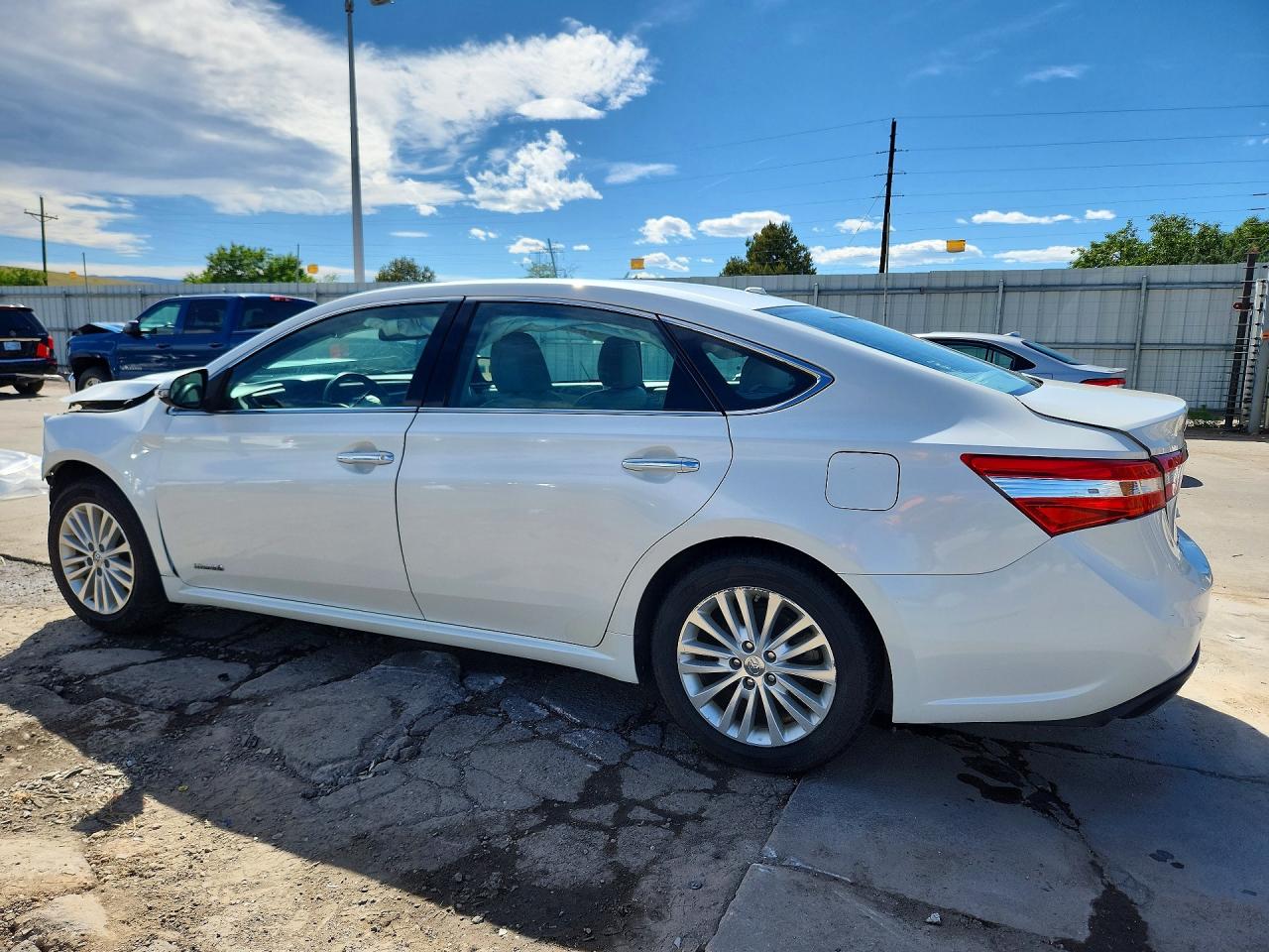 2014 Toyota Avalon Hybrid Xle Touring White vin: 4T1BD1EB3EU020672