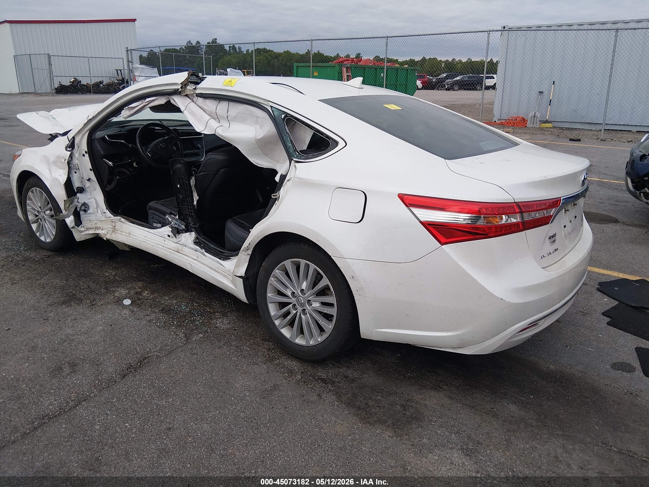 2014 Toyota Avalon Hybrid Limited White vin: 4T1BD1EB3EU035091