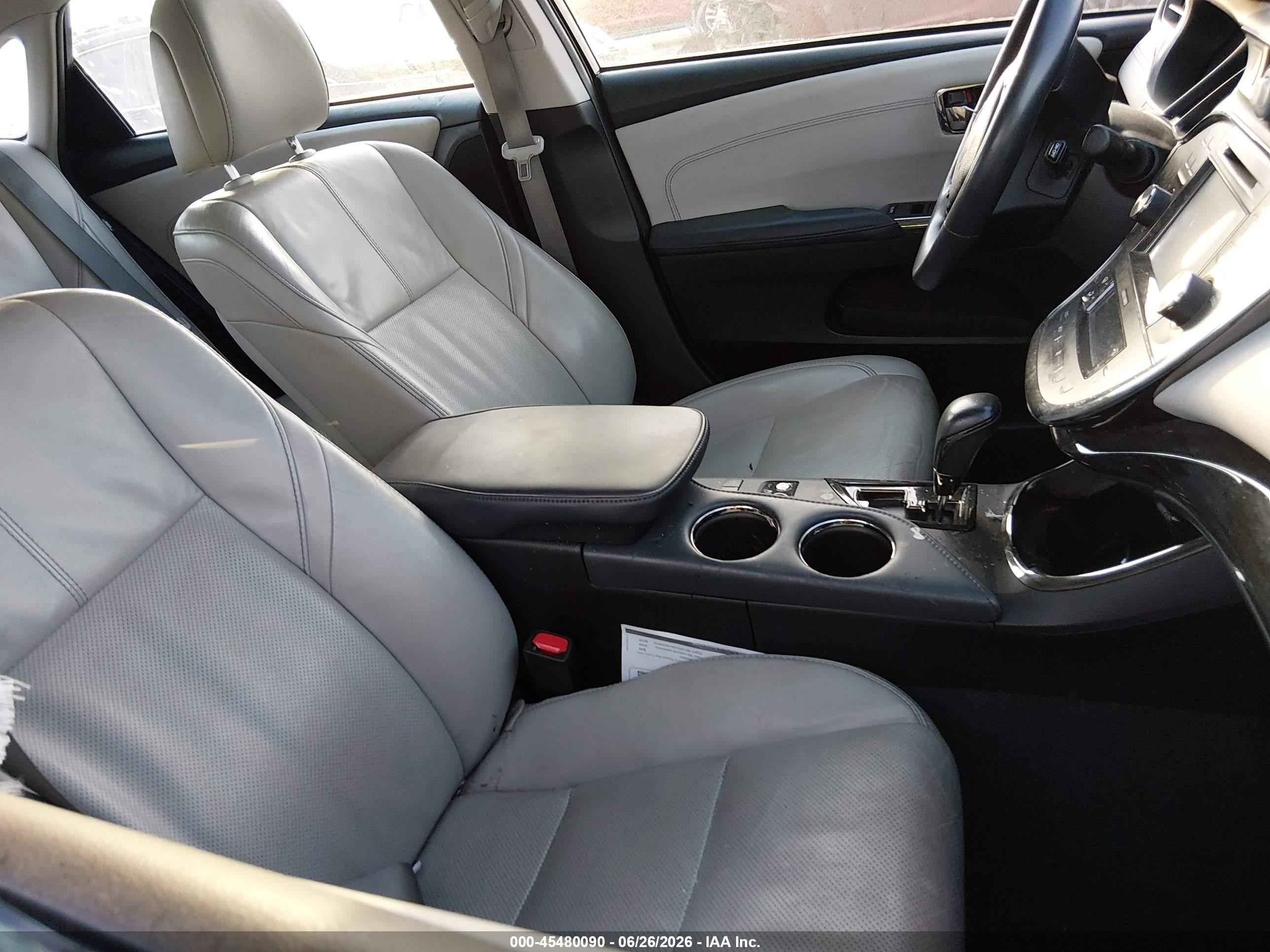 2015 Toyota Avalon Hybrid Limited Silver vin: 4T1BD1EB3FU043368