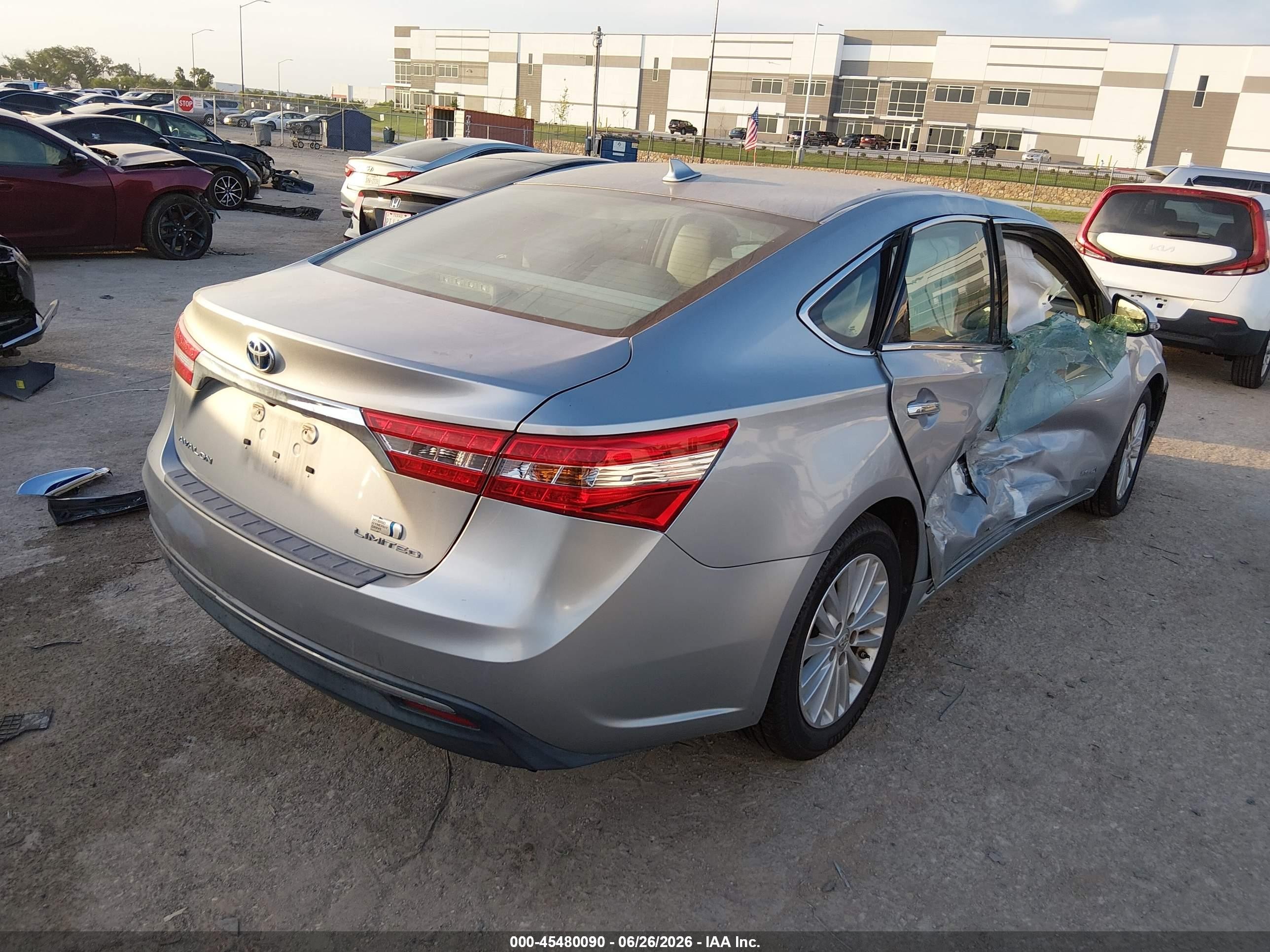 2015 Toyota Avalon Hybrid Limited Silver vin: 4T1BD1EB3FU043368