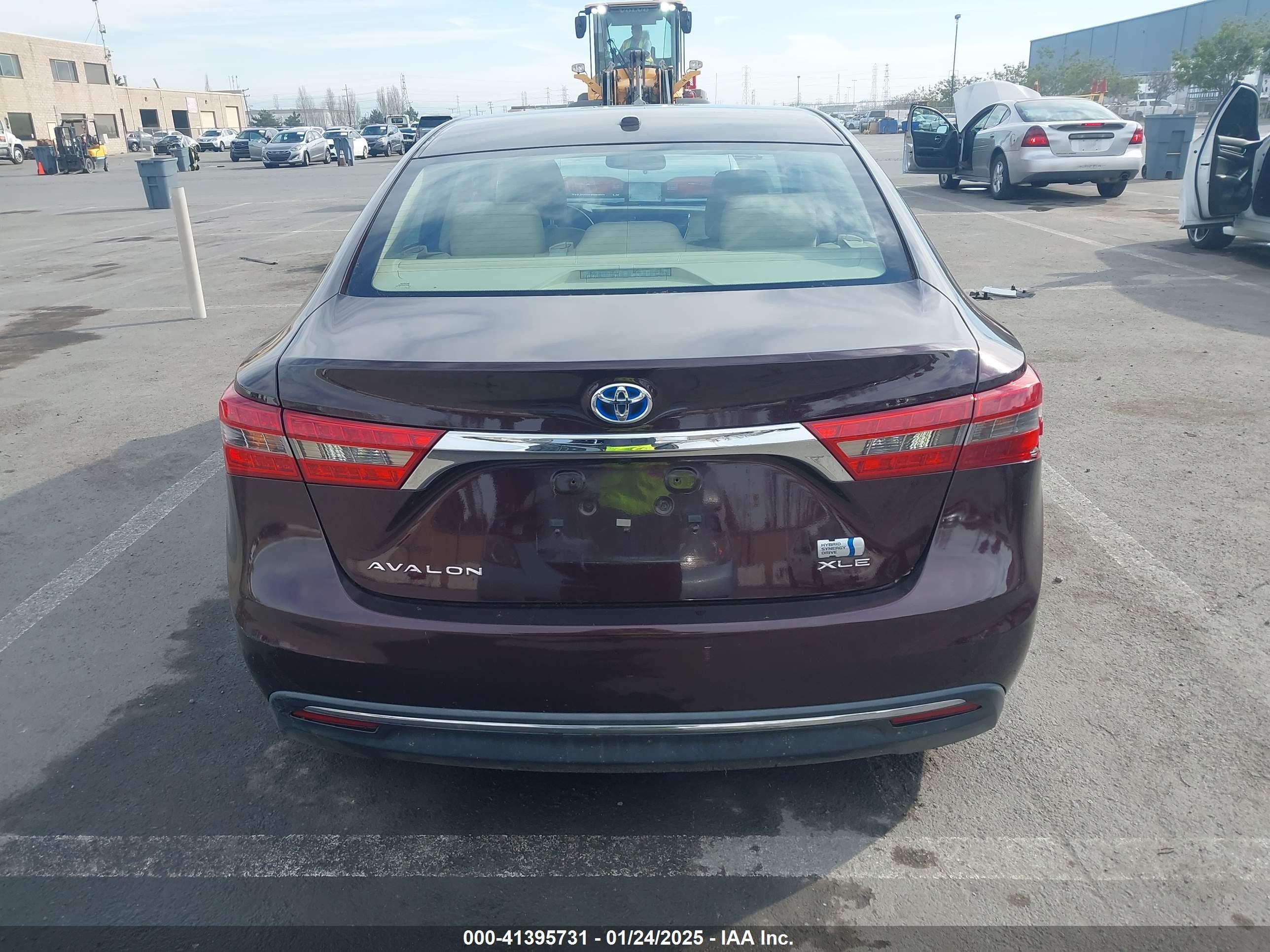 2016 Toyota Avalon Hybrid Xle Premium Burgundy vin: 4T1BD1EB3GU052685