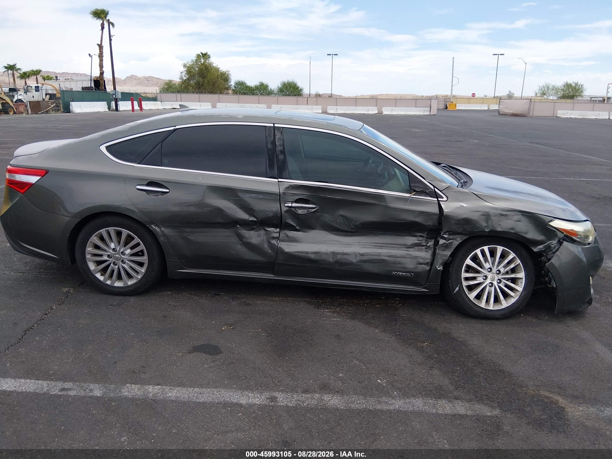 2013 Toyota Avalon Hybrid Limited Green vin: 4T1BD1EB4DU007105