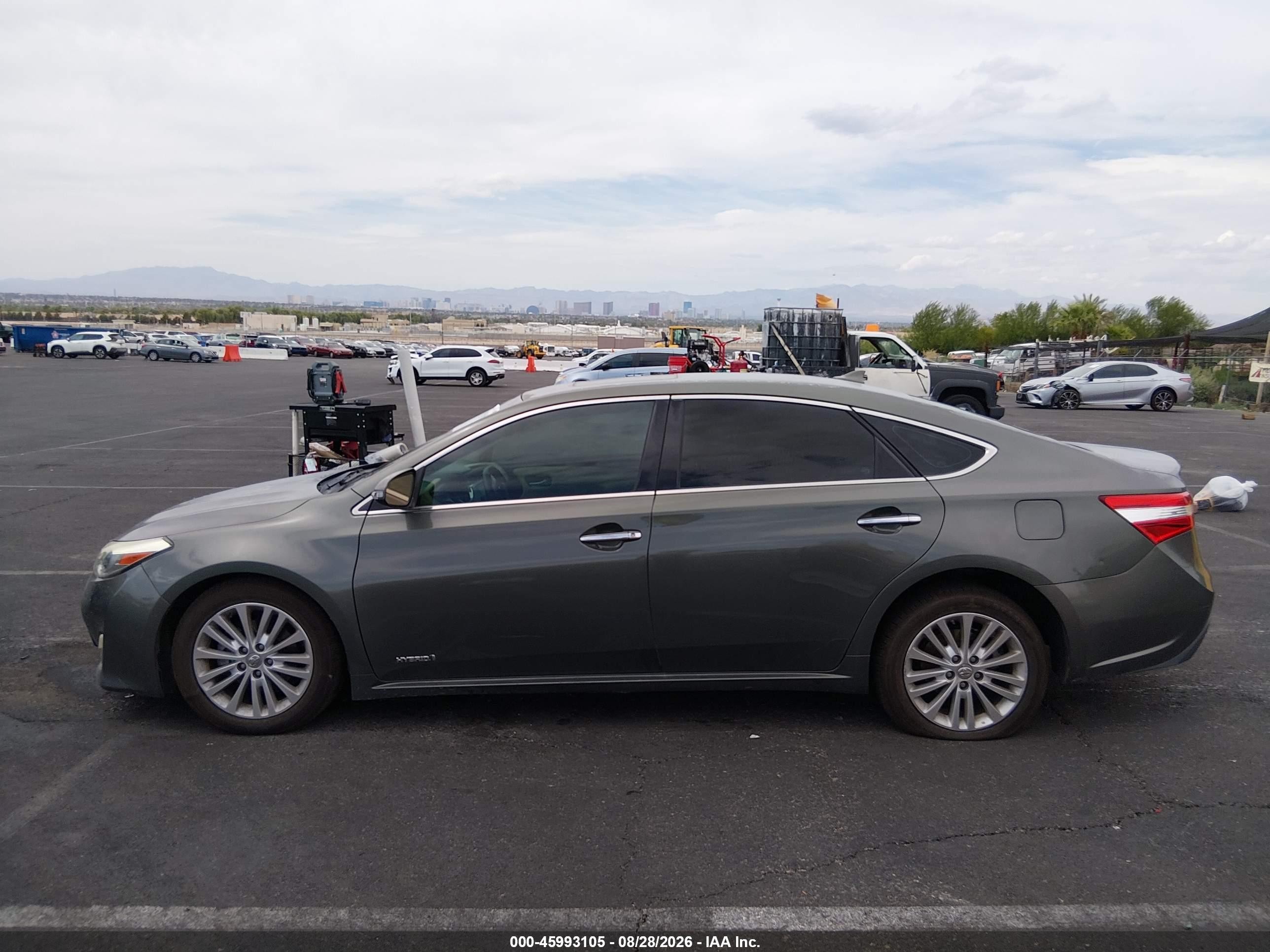 2013 Toyota Avalon Hybrid Limited Green vin: 4T1BD1EB4DU007105