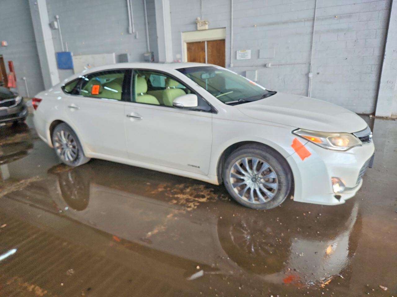 2014 Toyota Avalon Hybrid Xle Touring White vin: 4T1BD1EB4EU024178