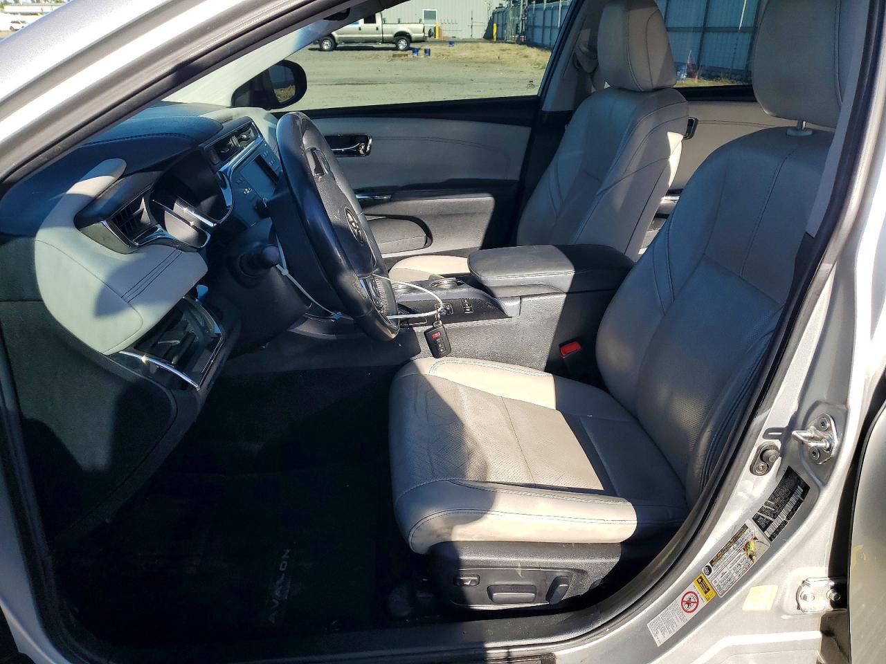2014 Toyota Avalon Hybrid Limited Silver vin: 4T1BD1EB4EU032331