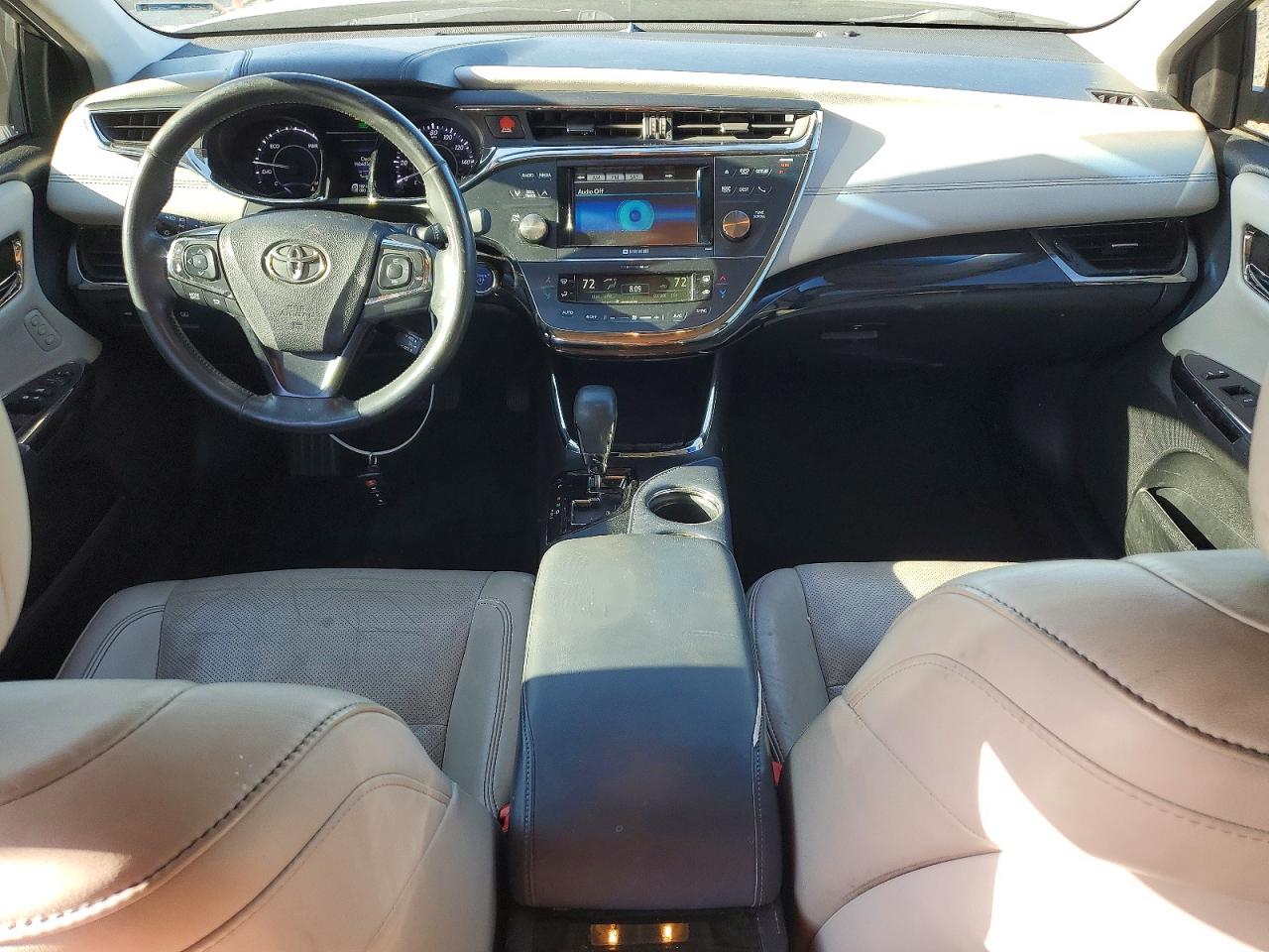 2014 Toyota Avalon Hybrid Limited Silver vin: 4T1BD1EB4EU032331
