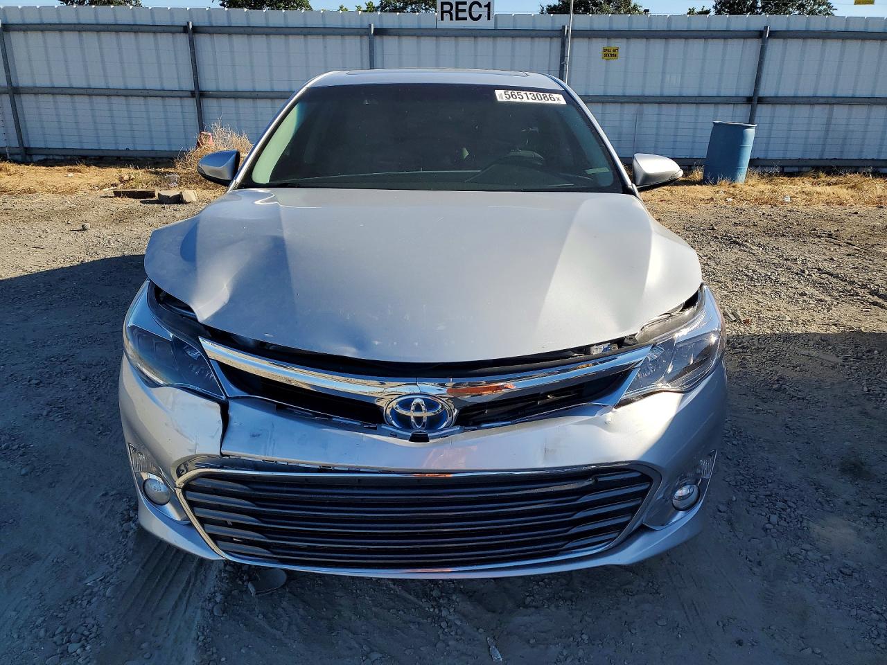 2014 Toyota Avalon Hybrid Limited Silver vin: 4T1BD1EB4EU032331