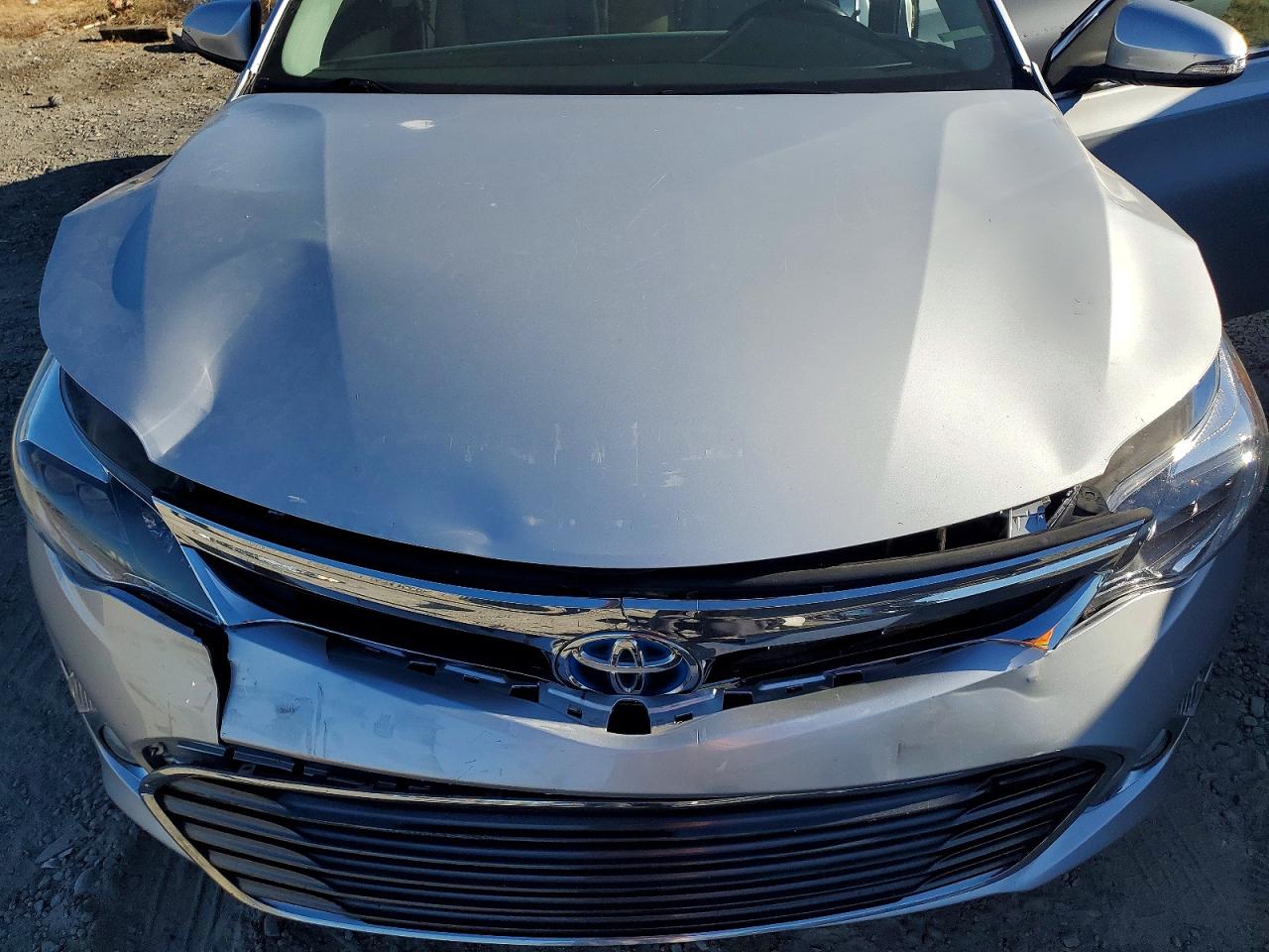 2014 Toyota Avalon Hybrid Limited Silver vin: 4T1BD1EB4EU032331