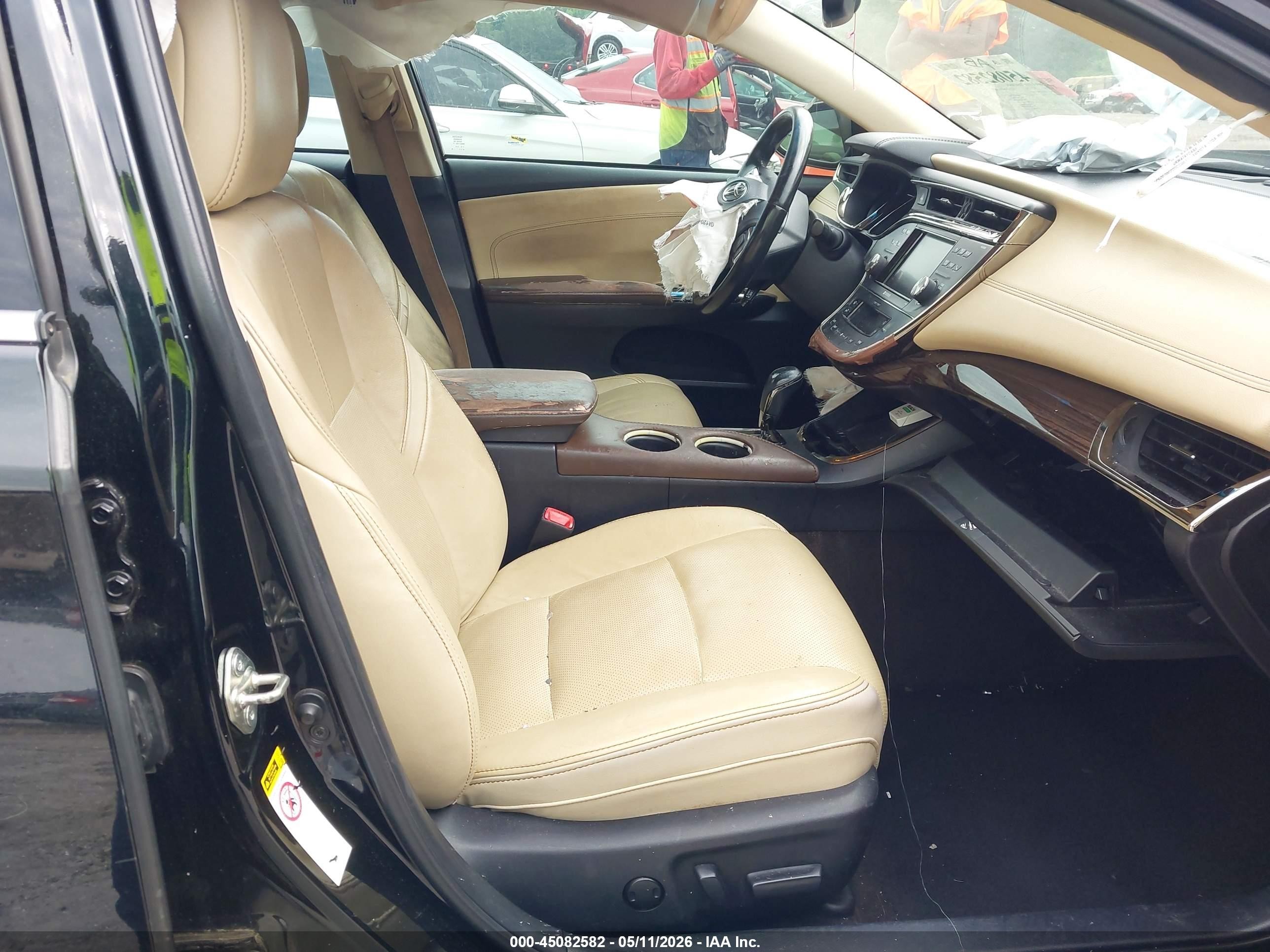 2014 Toyota Avalon Hybrid Limited Черный vin: 4T1BD1EB4EU033933