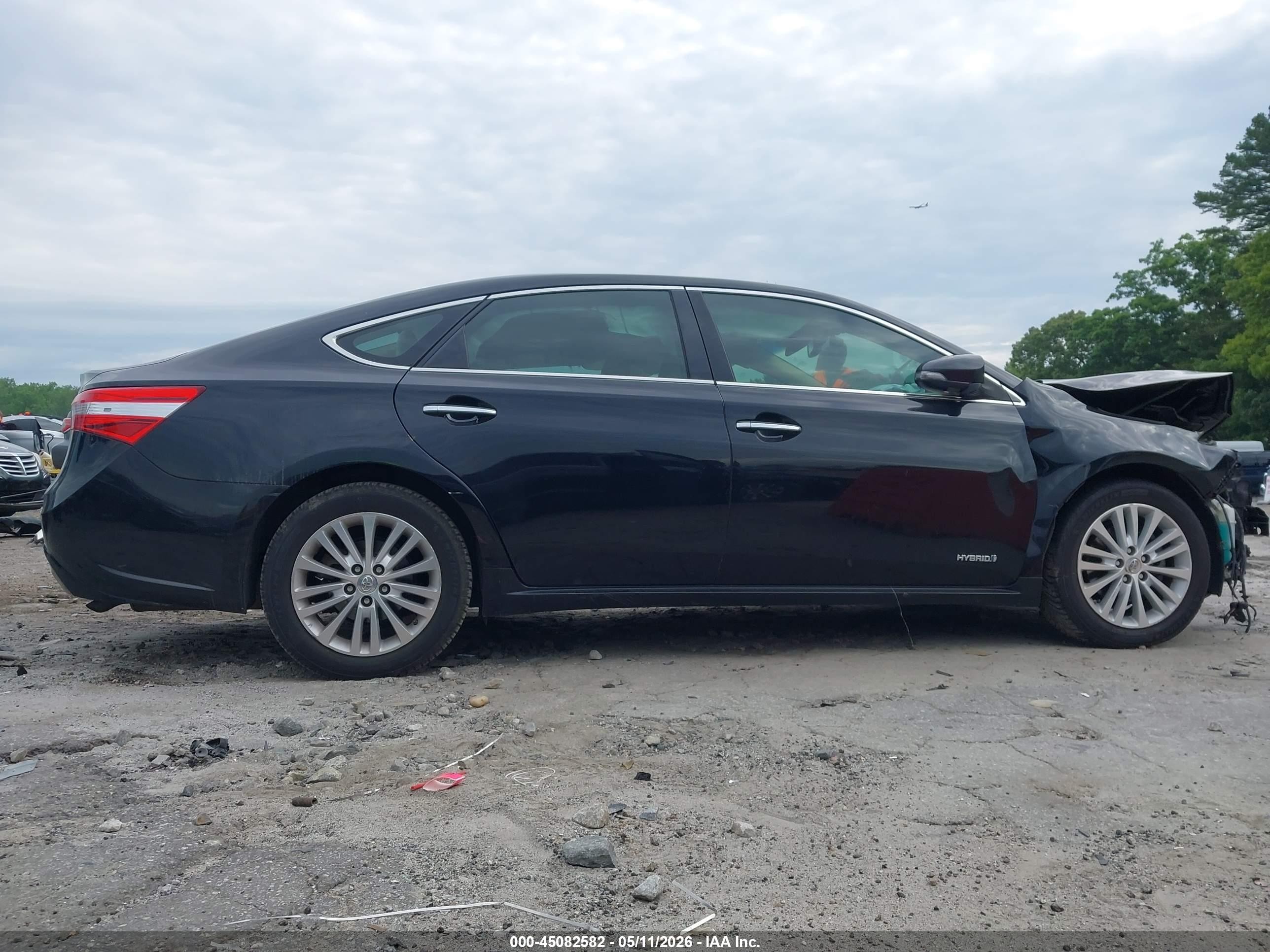 2014 Toyota Avalon Hybrid Limited Черный vin: 4T1BD1EB4EU033933
