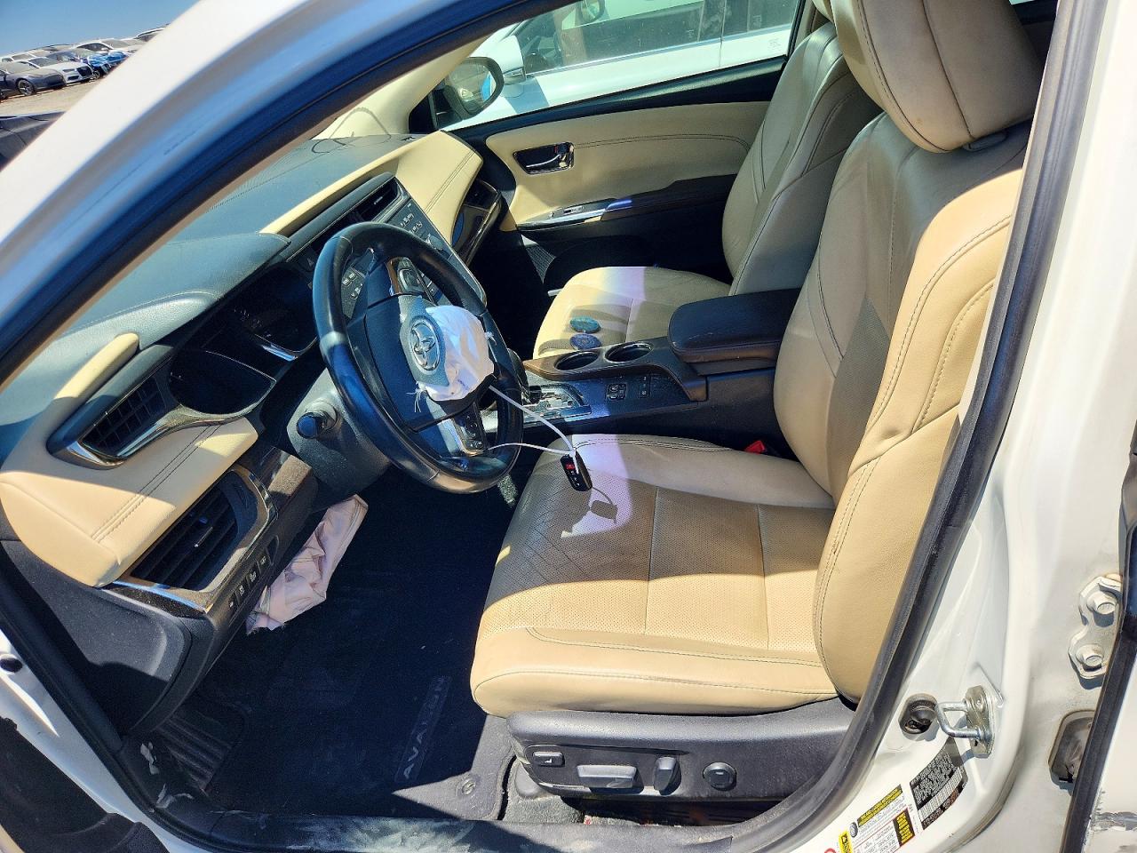 2013 Toyota Avalon Hybrid Limited White vin: 4T1BD1EB5DU006660