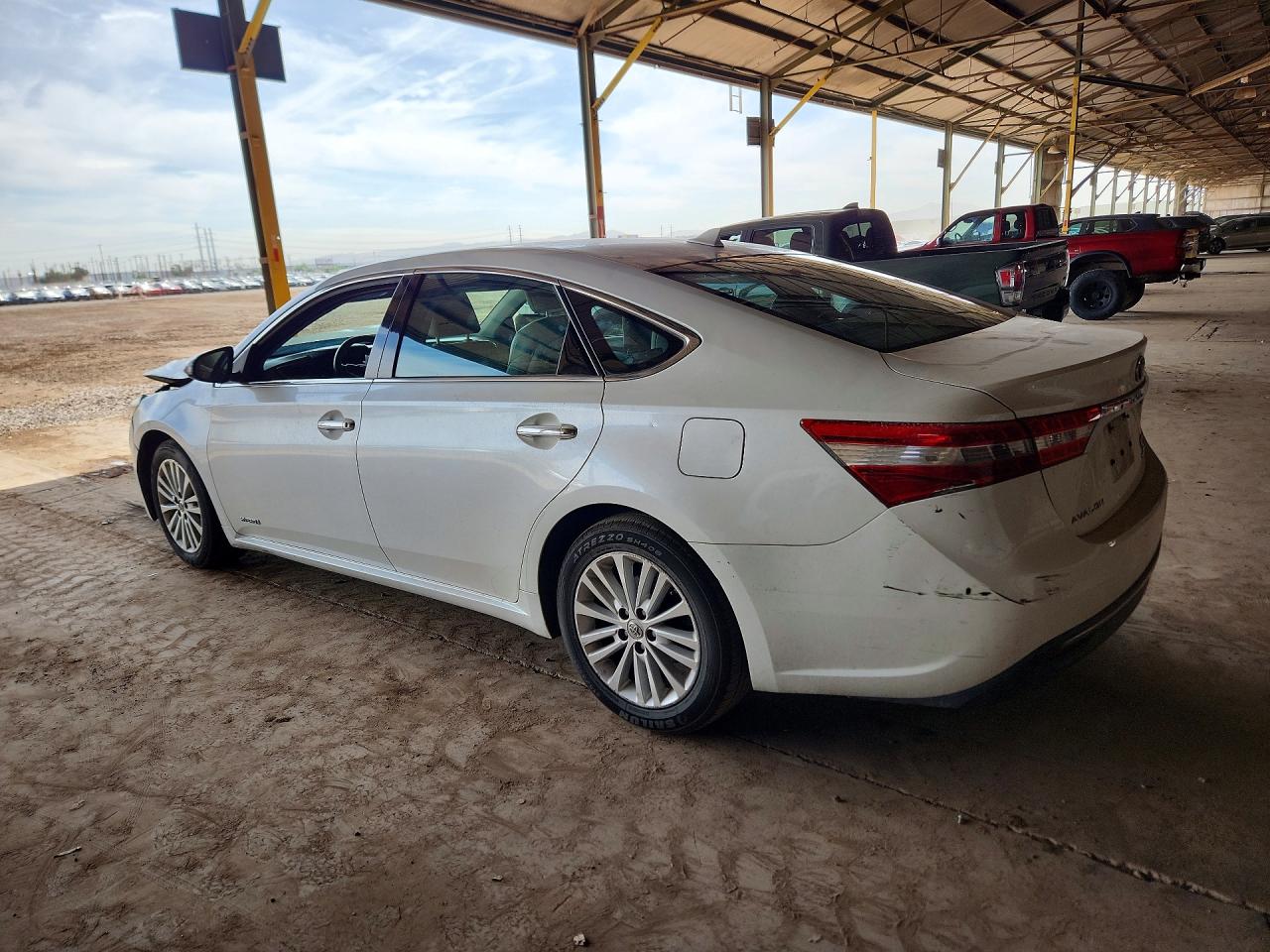 2013 Toyota Avalon Hybrid Limited White vin: 4T1BD1EB5DU006724