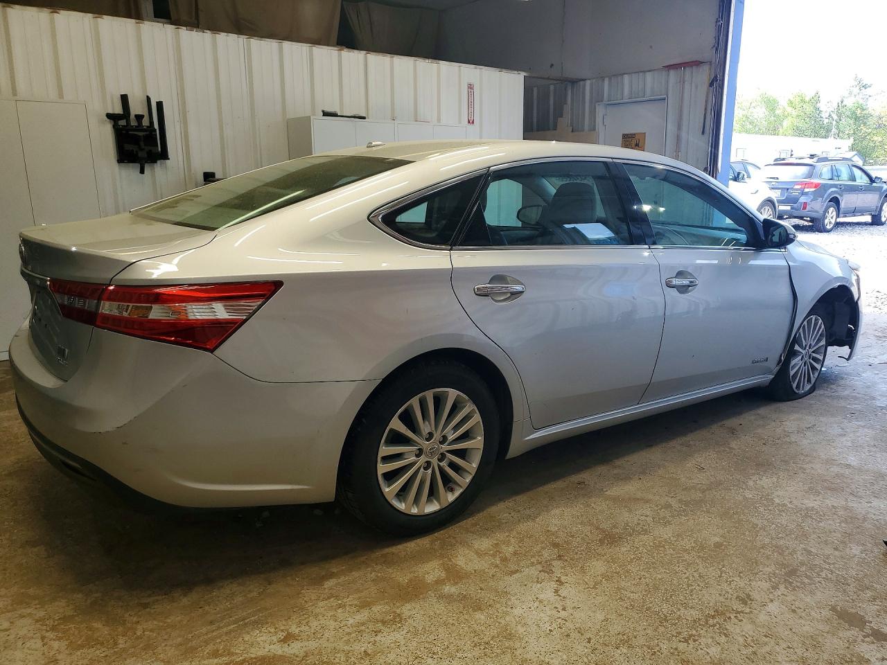 2013 Toyota Avalon Hybrid Xle Touring Silver vin: 4T1BD1EB5DU012491