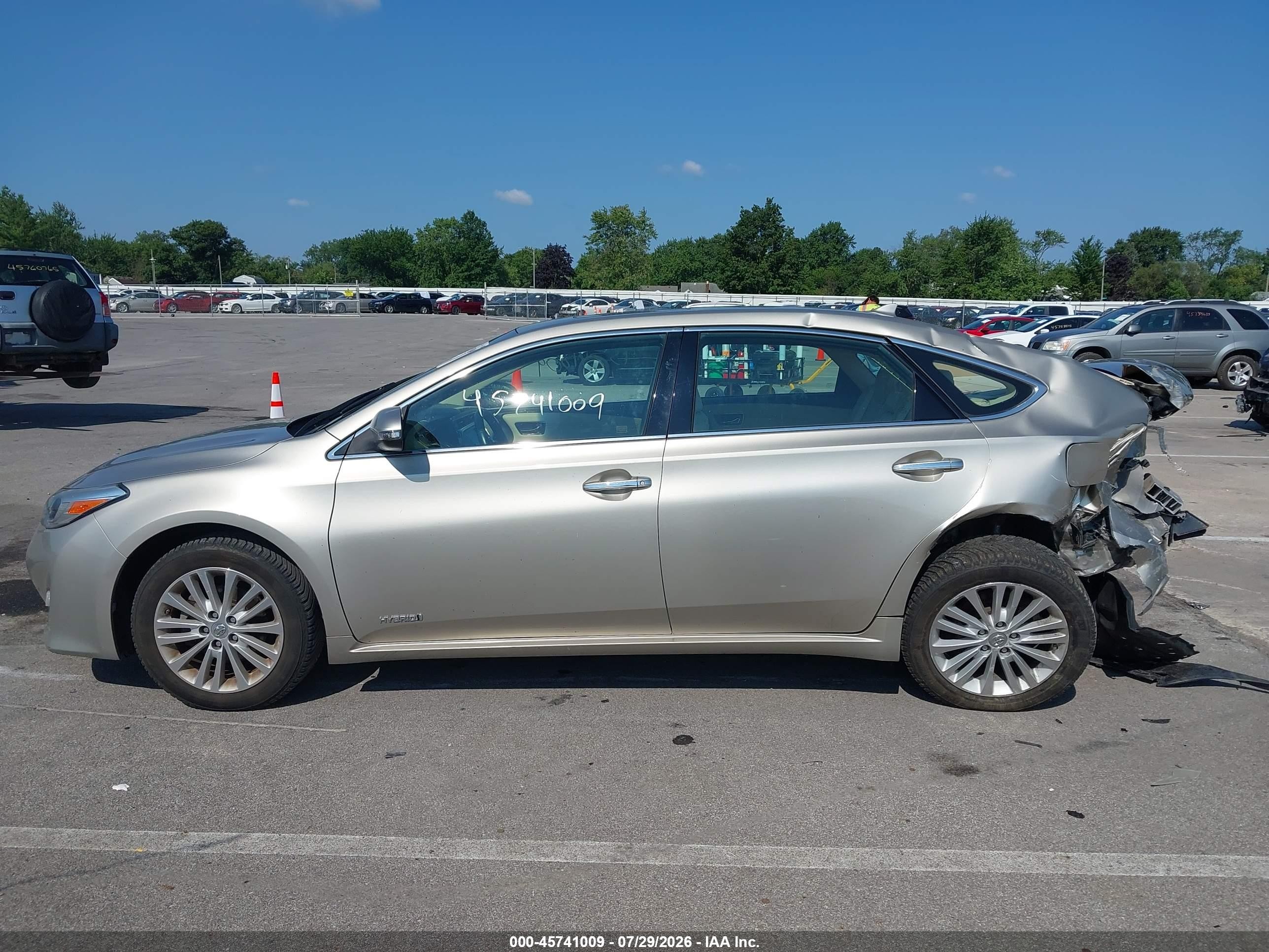 2013 Toyota Avalon Hybrid Limited Tan vin: 4T1BD1EB5DU013009