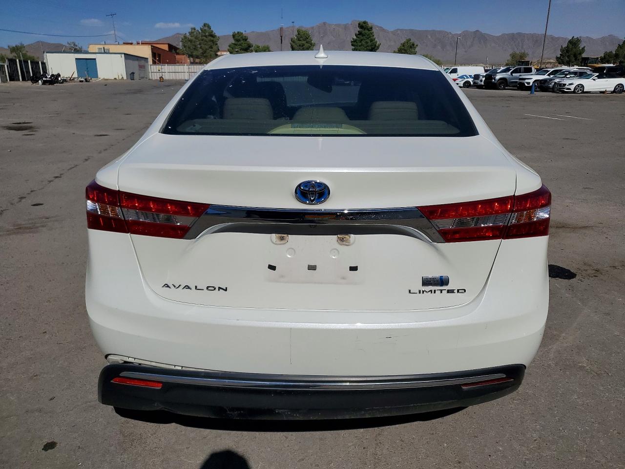 2013 Toyota Avalon Hybrid Limited White vin: 4T1BD1EB5DU013091