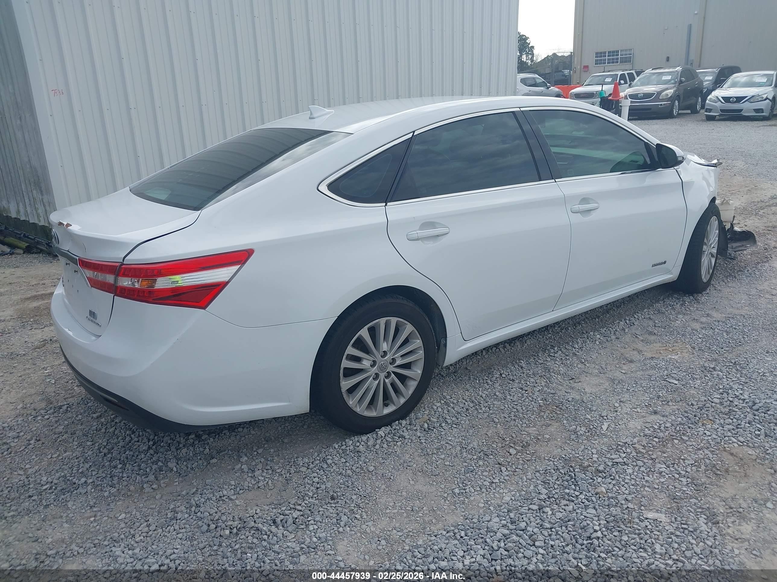 2013 Toyota Avalon Hybrid Limited White vin: 4T1BD1EB5DU013415