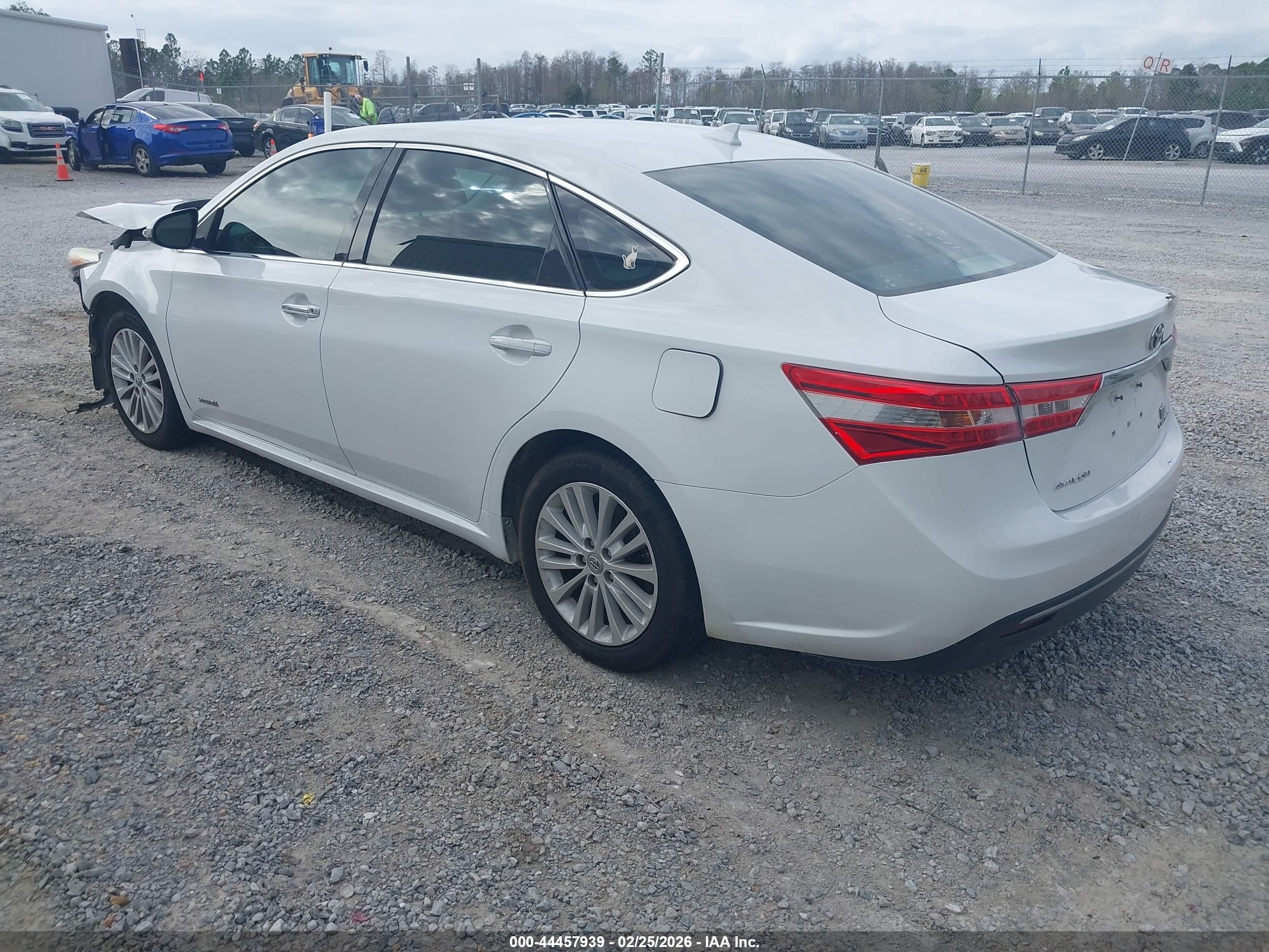 2013 Toyota Avalon Hybrid Limited White vin: 4T1BD1EB5DU013415