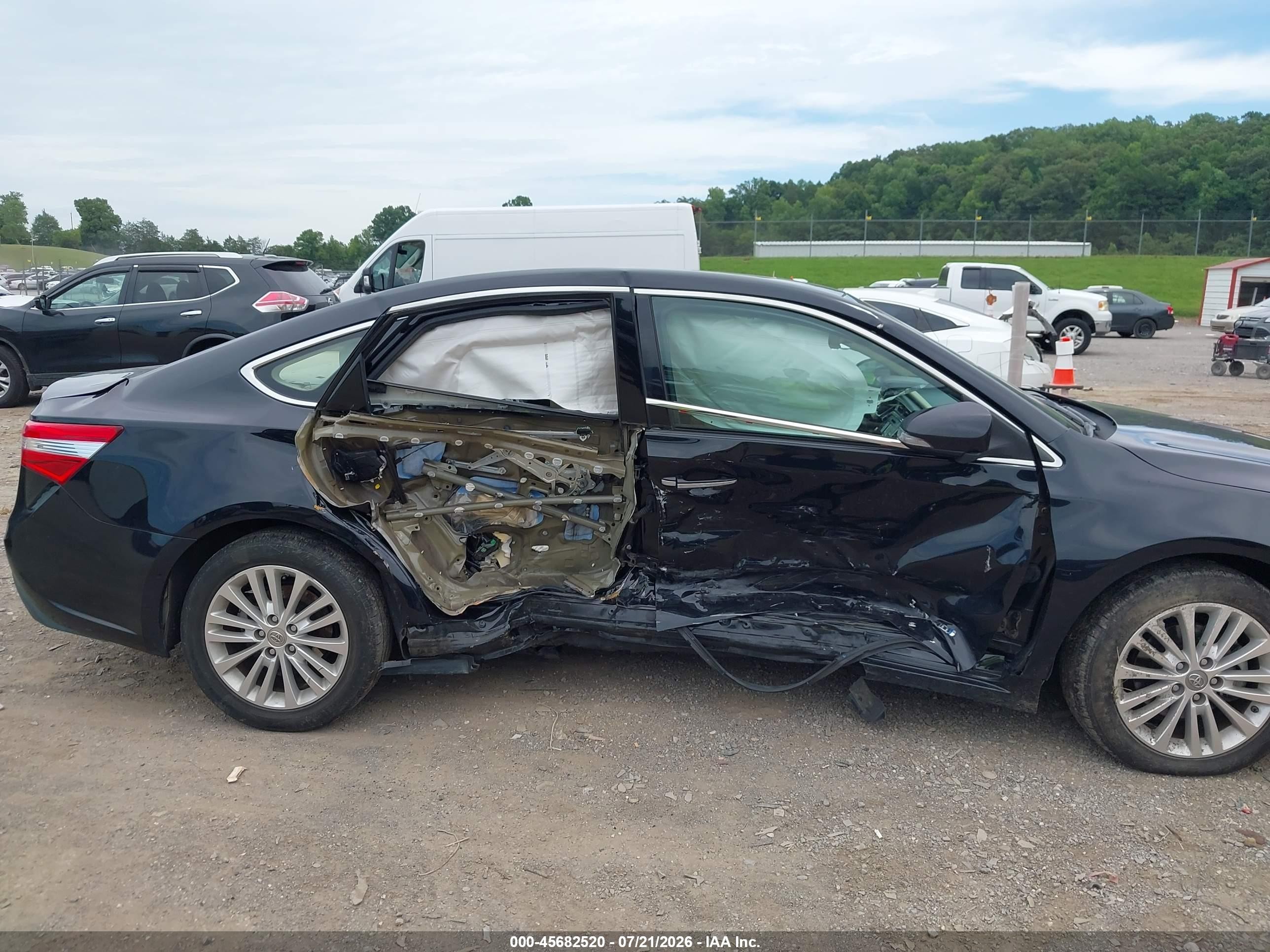 2014 Toyota Avalon Hybrid Xle Premium Black vin: 4T1BD1EB5EU020365