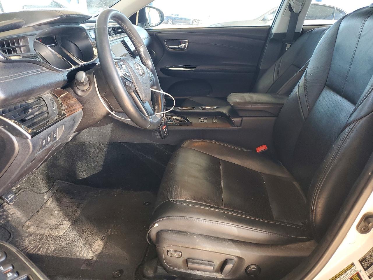 2014 Toyota Avalon Hybrid White vin: 4T1BD1EB5EU031365