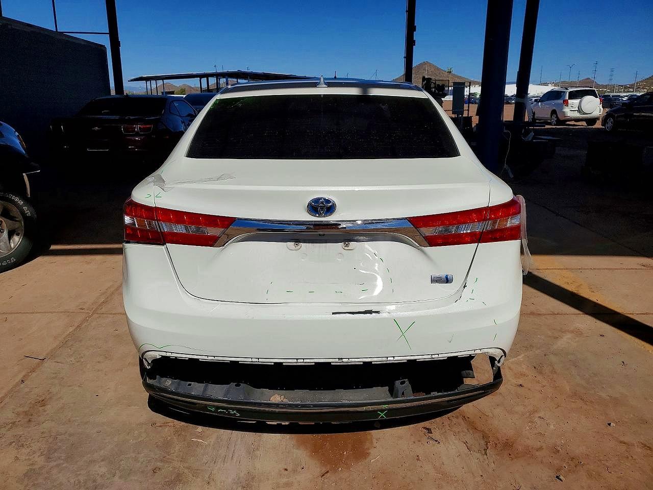 2014 Toyota Avalon Hybrid White vin: 4T1BD1EB5EU031365