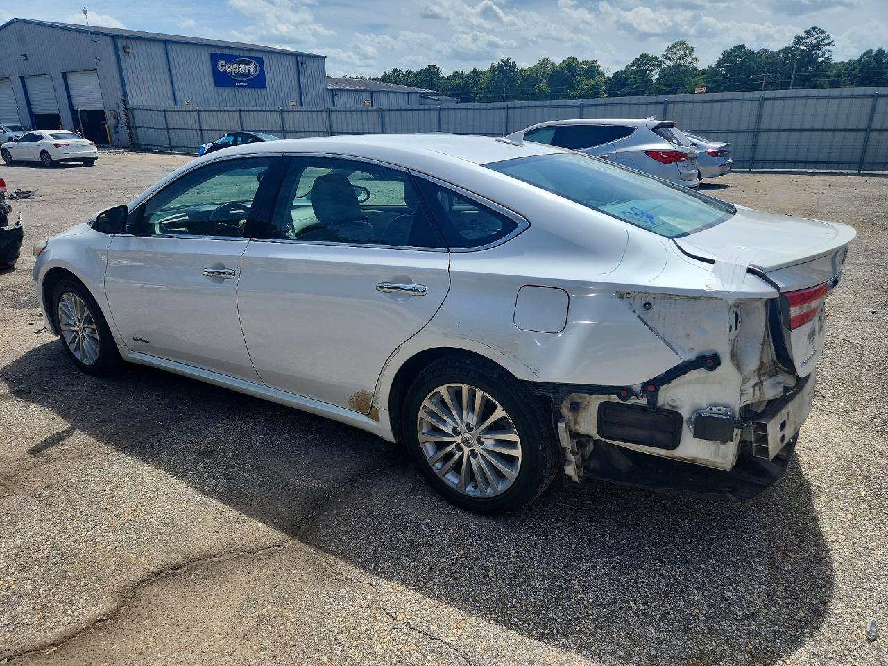 2015 Toyota Avalon Hybrid Limited White vin: 4T1BD1EB5FU043792