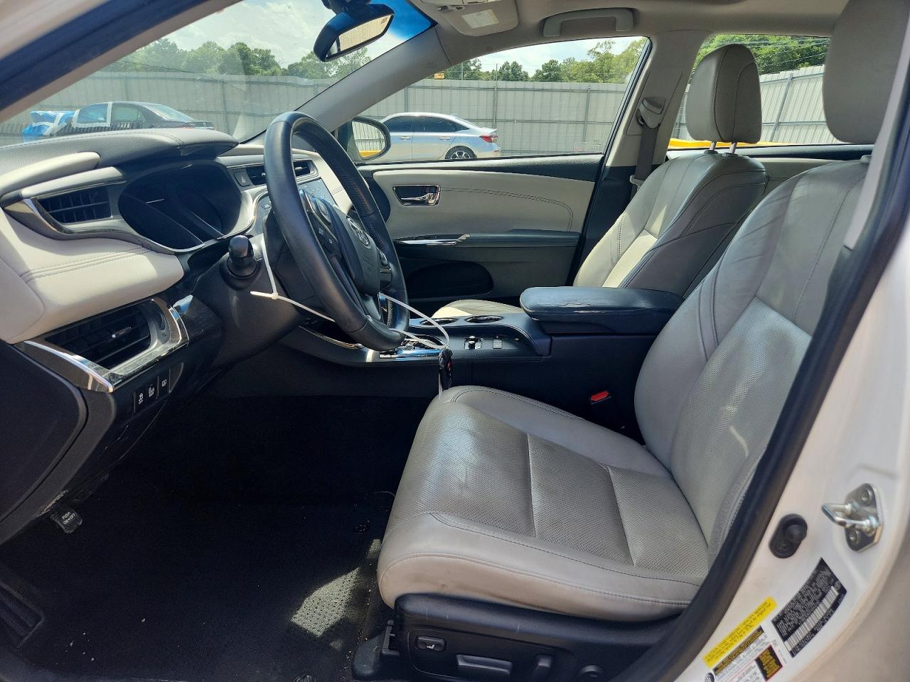 2015 Toyota Avalon Hybrid Limited White vin: 4T1BD1EB5FU043792