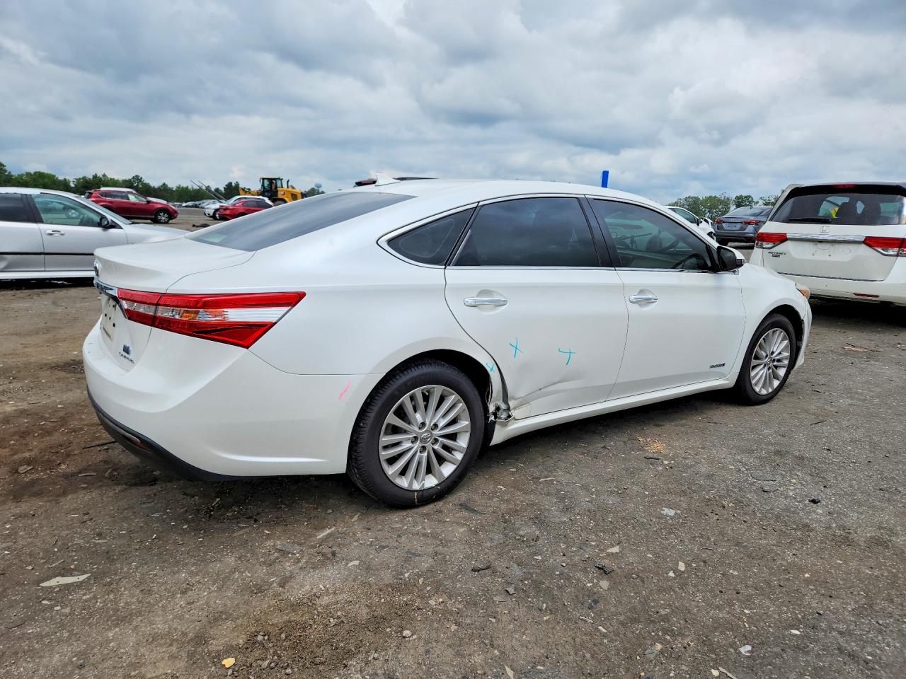 2015 Toyota Avalon Hybrid Limited Белый vin: 4T1BD1EB5FU046496