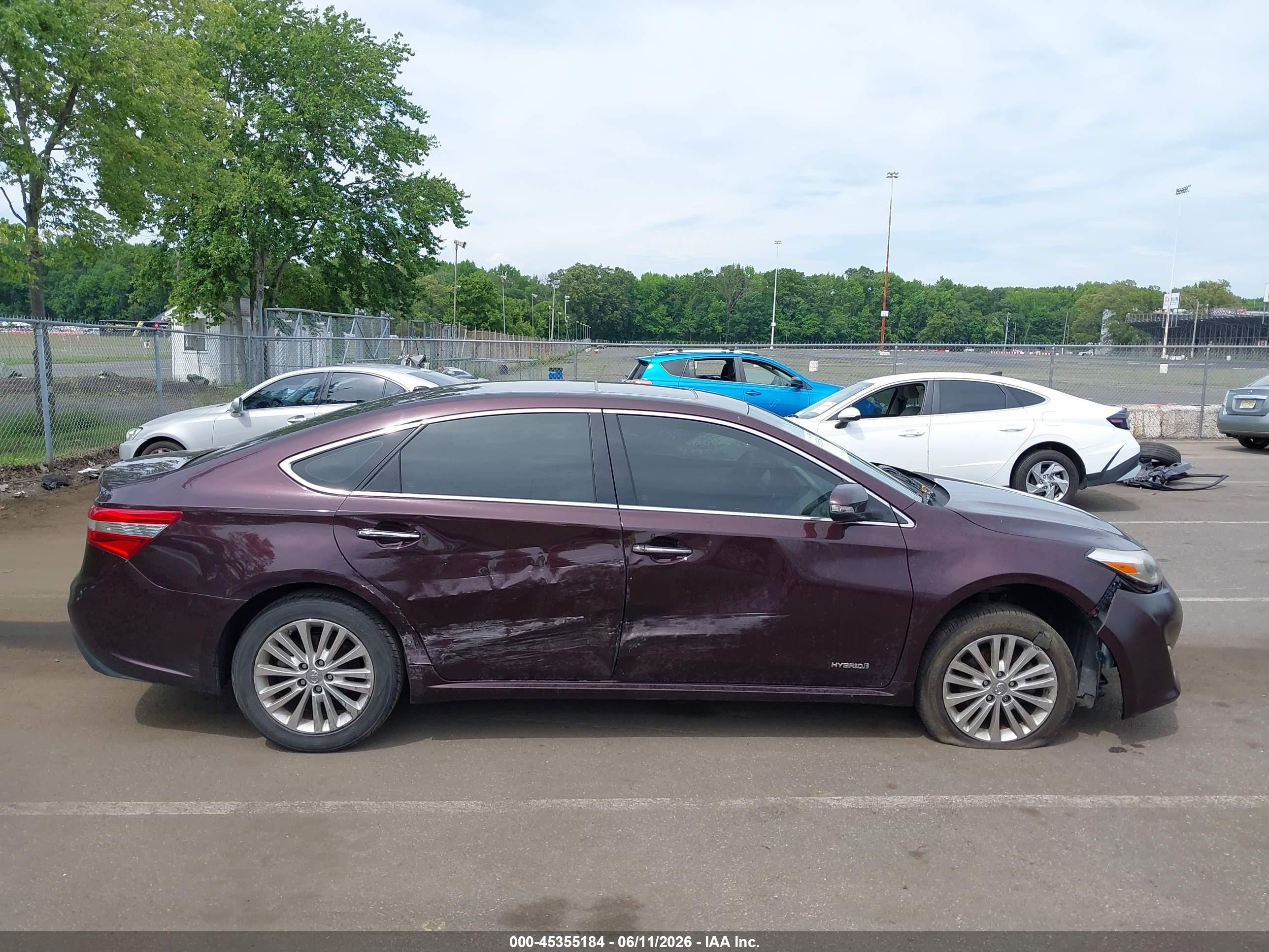 2015 Toyota Avalon Hybrid Xle Touring Purple vin: 4T1BD1EB5FU046840