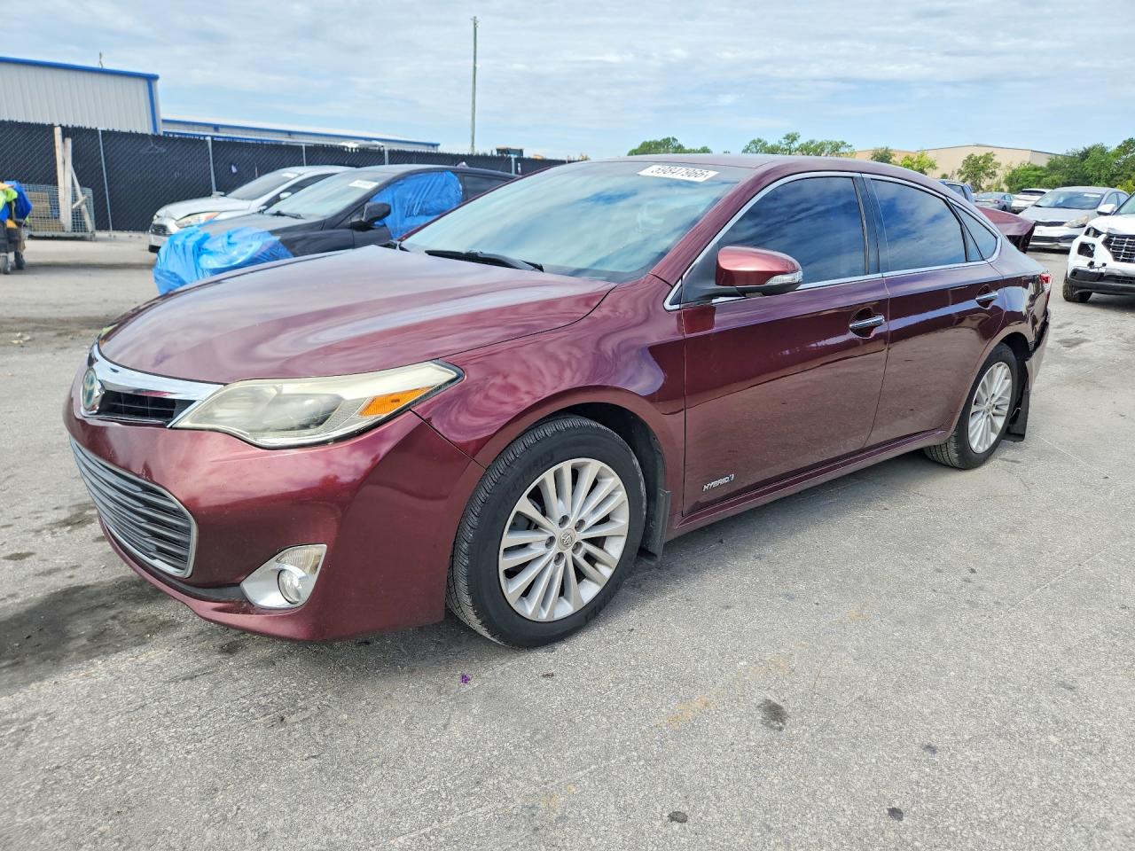 2013 Toyota Avalon Hybrid Limited Burgundy vin: 4T1BD1EB6DU013682