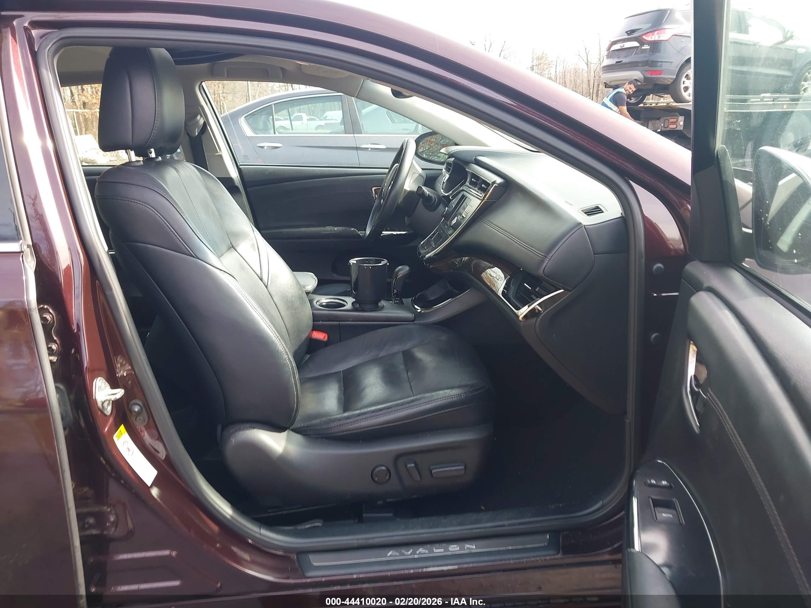 2014 Toyota Avalon Hybrid Limited Burgundy vin: 4T1BD1EB6EU031102