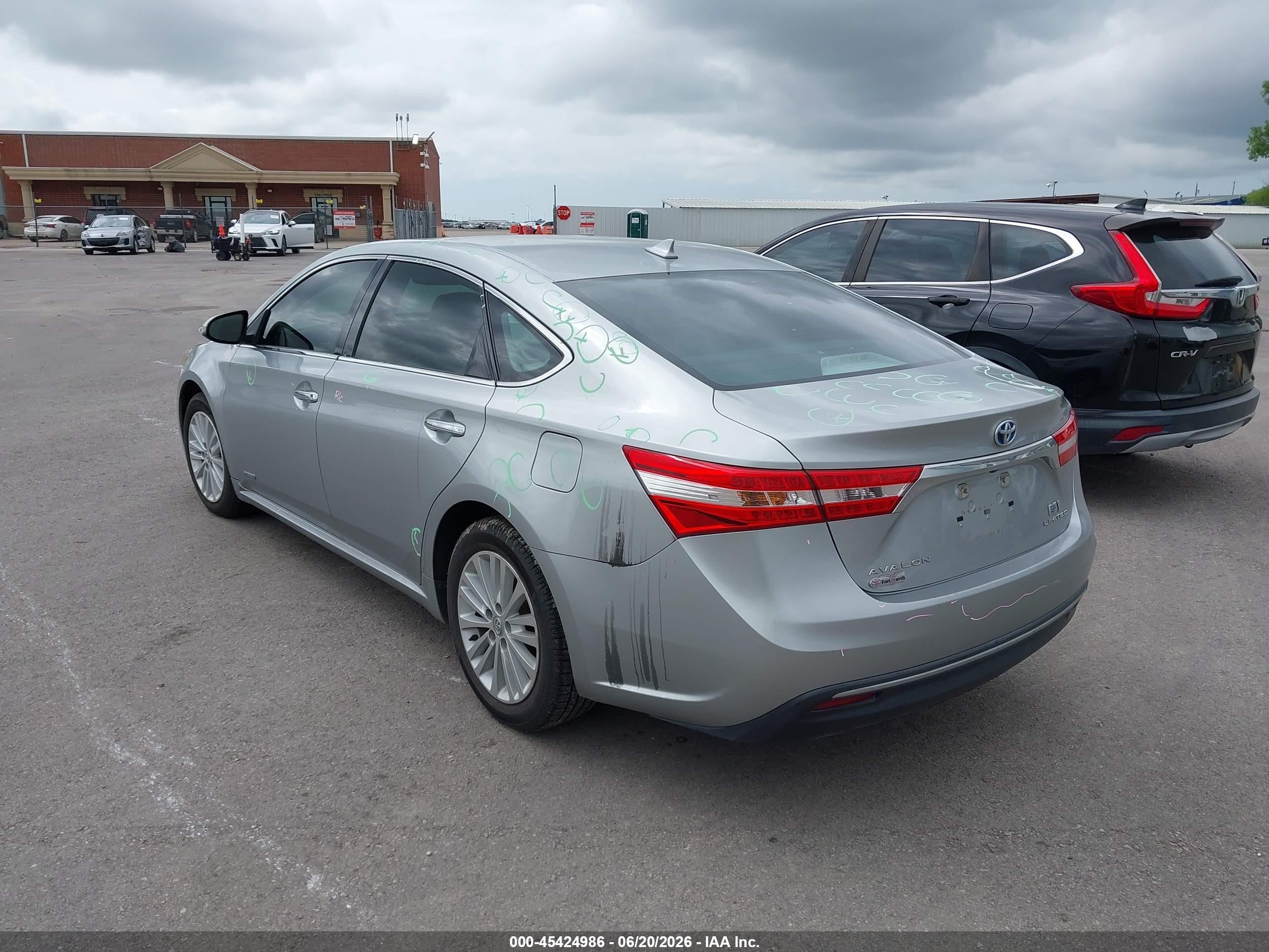 2015 Toyota Avalon Hybrid Limited Серебряный vin: 4T1BD1EB6FU038410
