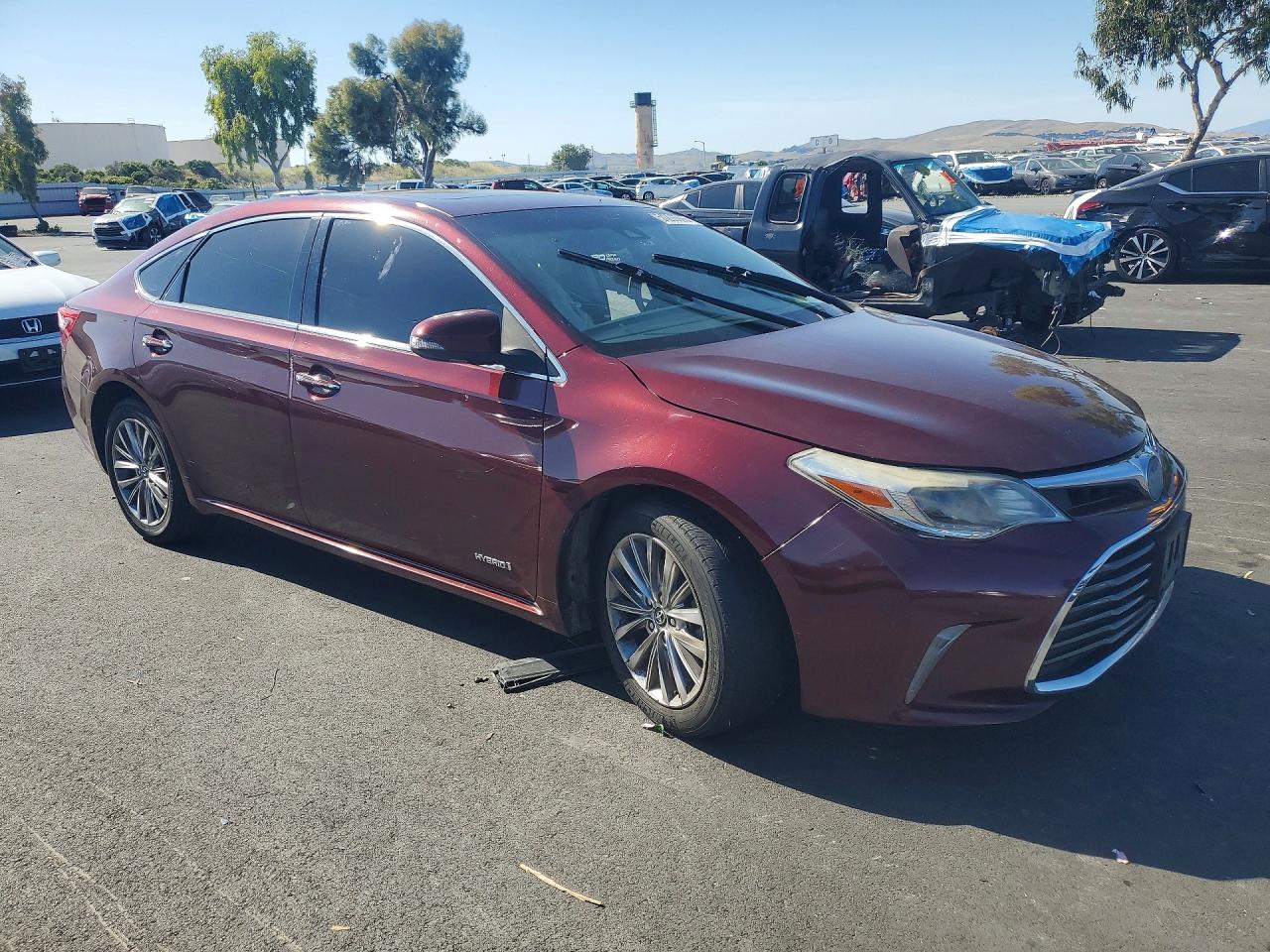 2016 Toyota Avalon Hybrid Limited Burgundy vin: 4T1BD1EB6GU050459