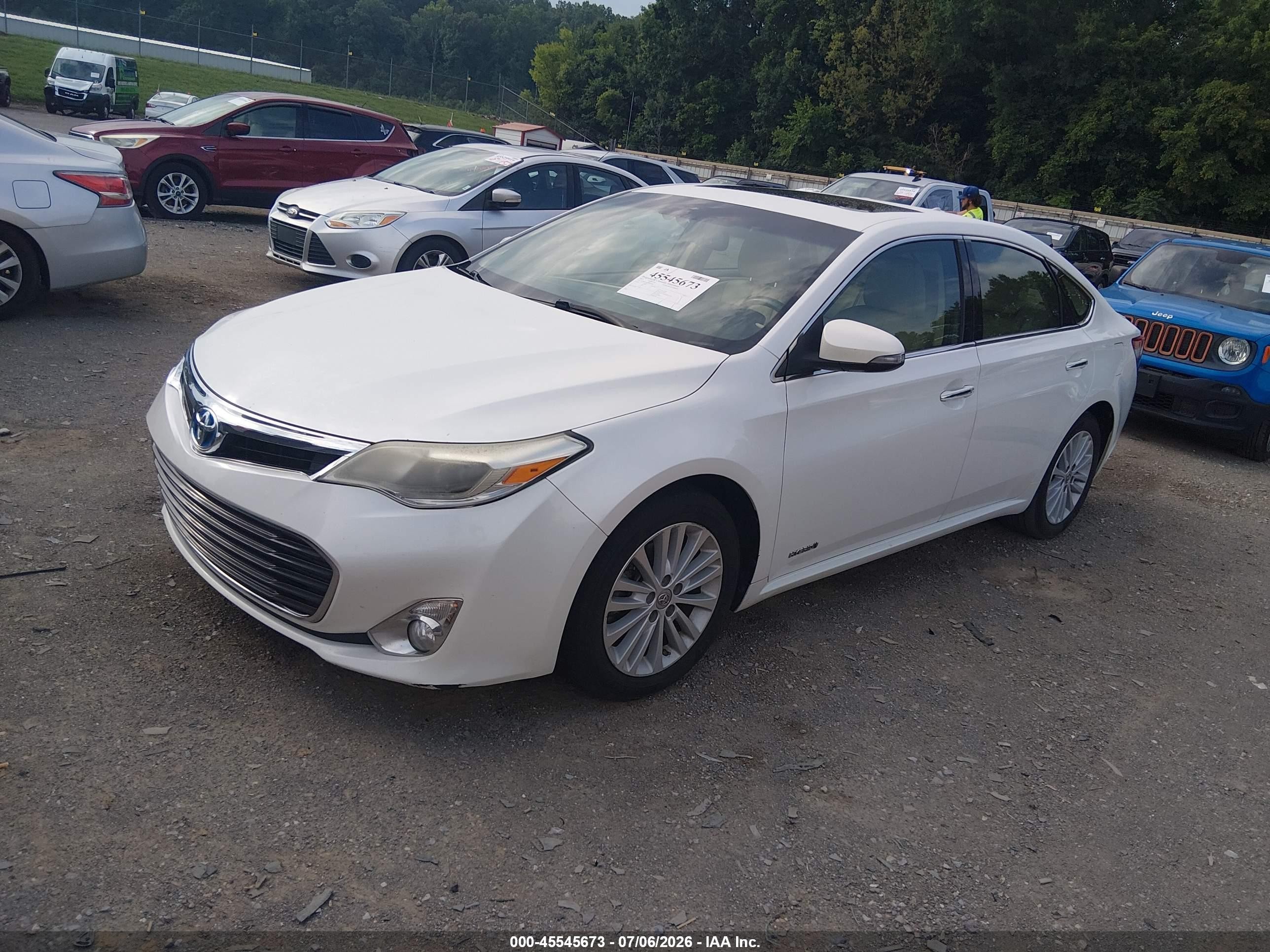 2013 Toyota Avalon Hybrid Limited White vin: 4T1BD1EB7DU002402