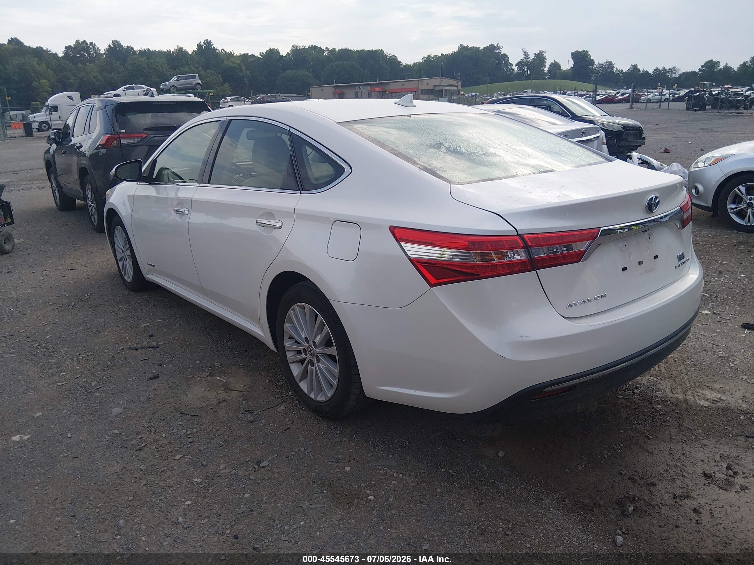 2013 Toyota Avalon Hybrid Limited White vin: 4T1BD1EB7DU002402