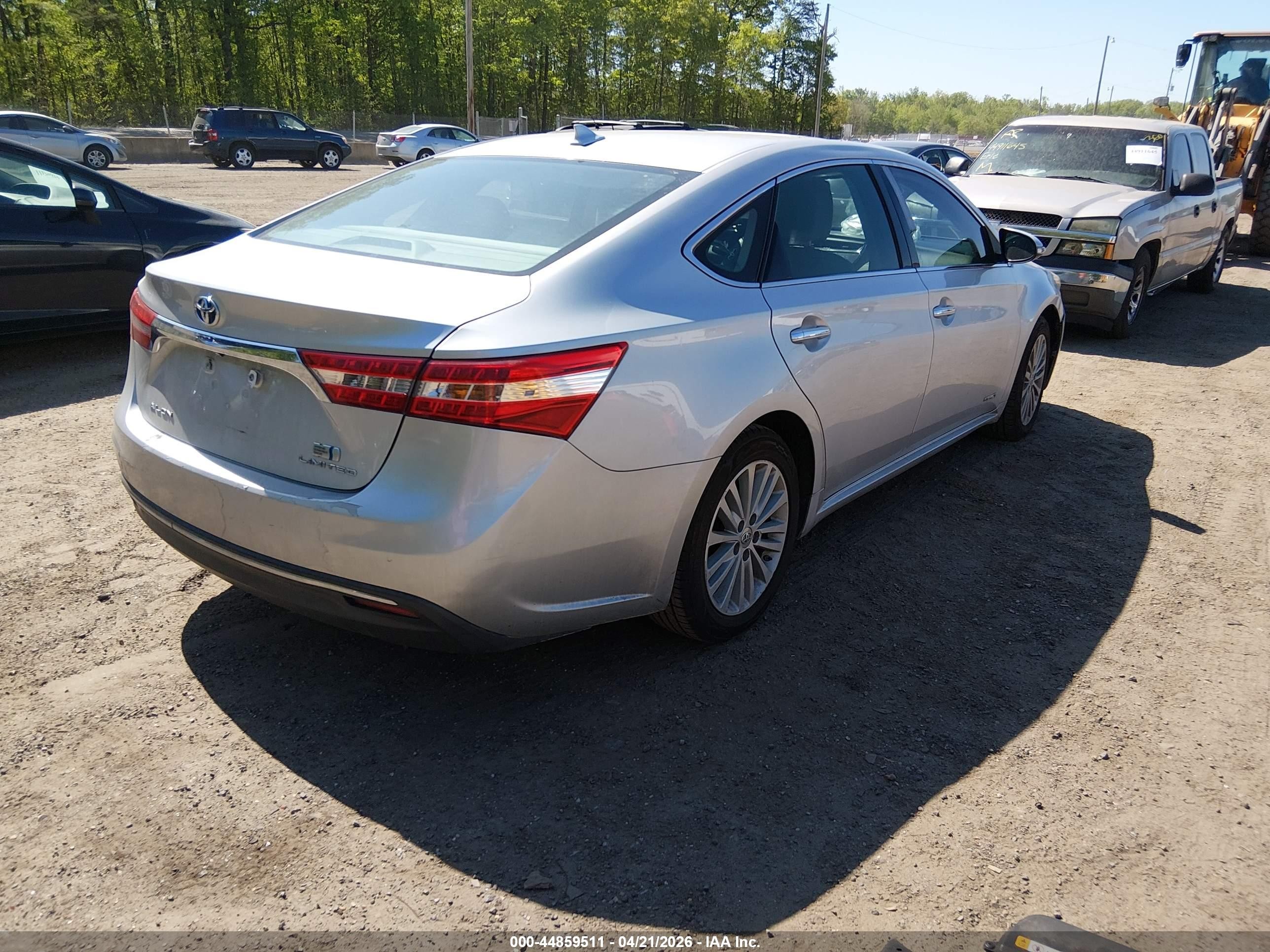 2013 Toyota Avalon Hybrid Limited Silver vin: 4T1BD1EB7DU013142