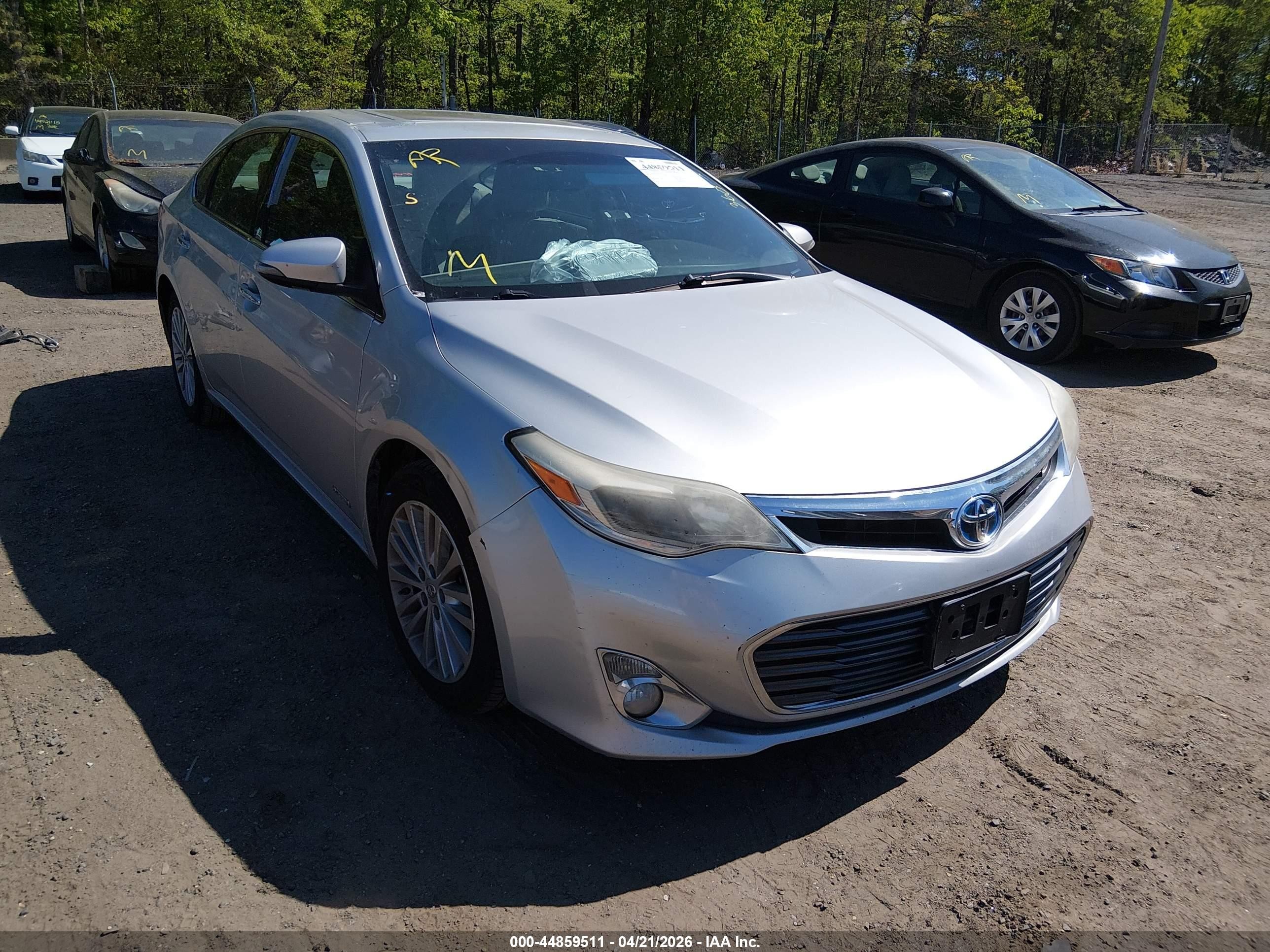 2013 Toyota Avalon Hybrid Limited Silver vin: 4T1BD1EB7DU013142