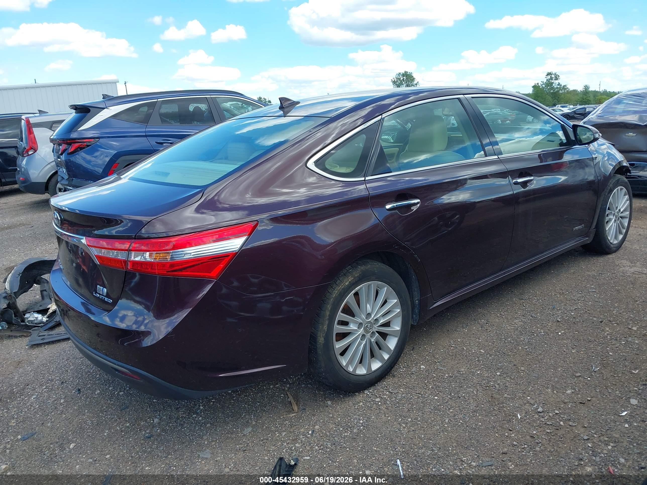 2013 Toyota Avalon Hybrid Limited Maroon vin: 4T1BD1EB8DU004949