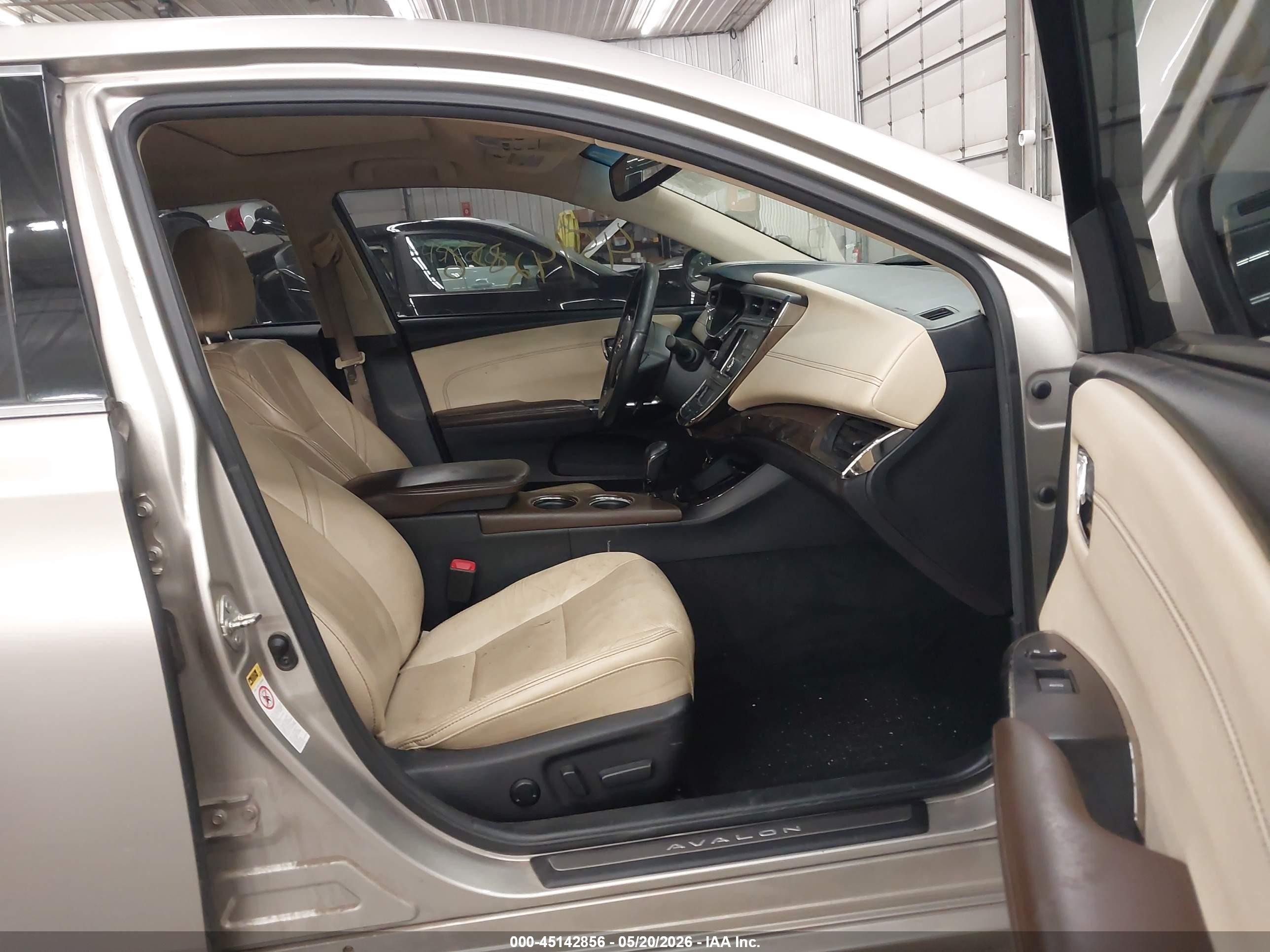 2013 Toyota Avalon Hybrid Limited Tan vin: 4T1BD1EB8DU006037