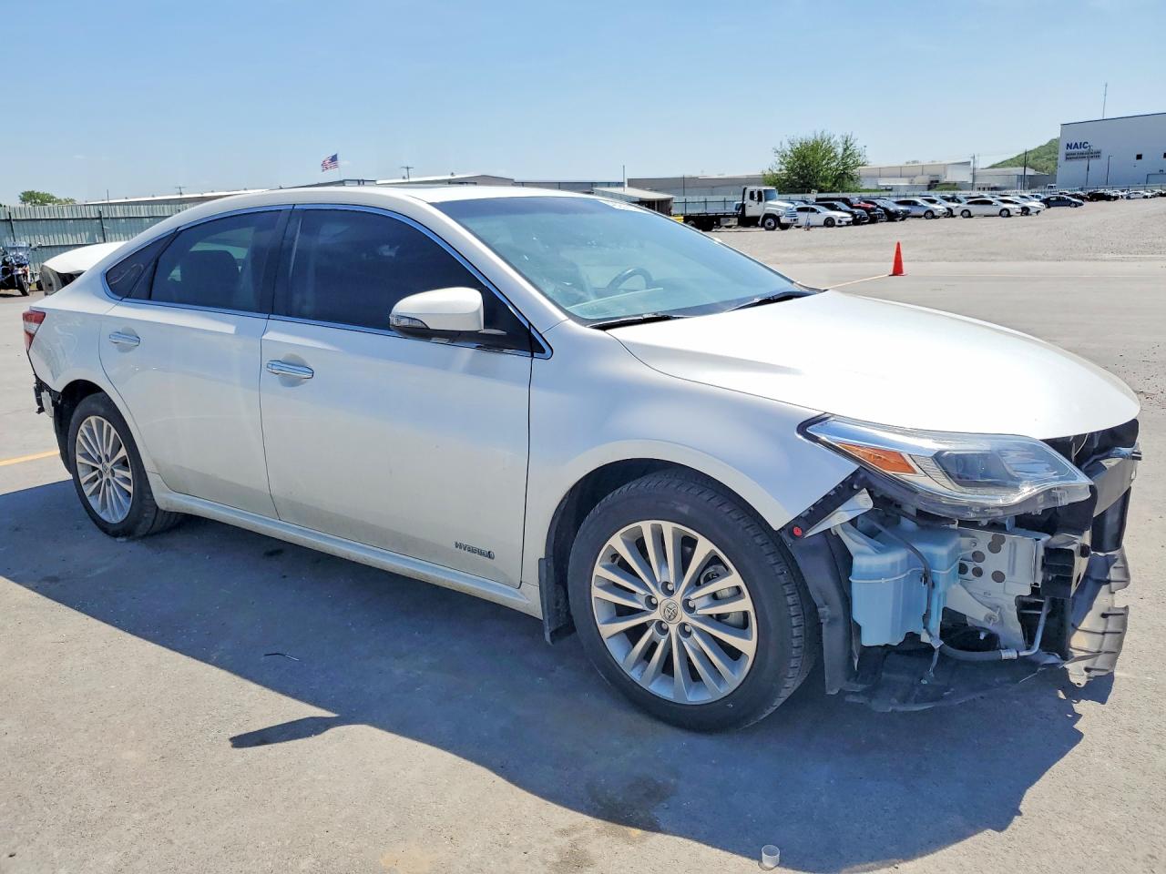 2013 Toyota Avalon Hybrid Limited White vin: 4T1BD1EB8DU009097