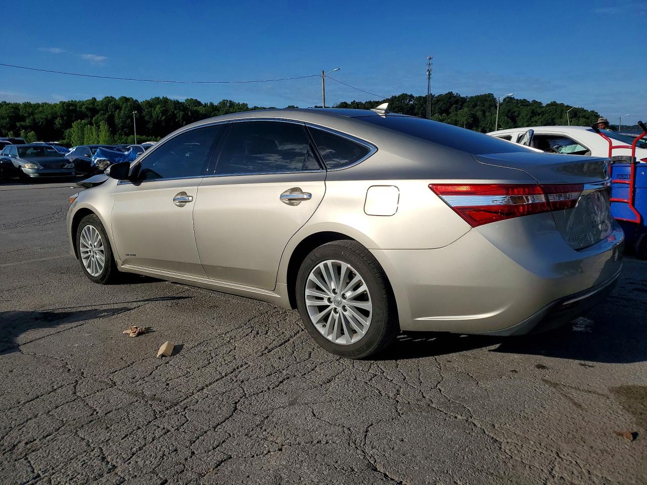 2013 Toyota Avalon Hybrid Limited Silver vin: 4T1BD1EB8DU010654