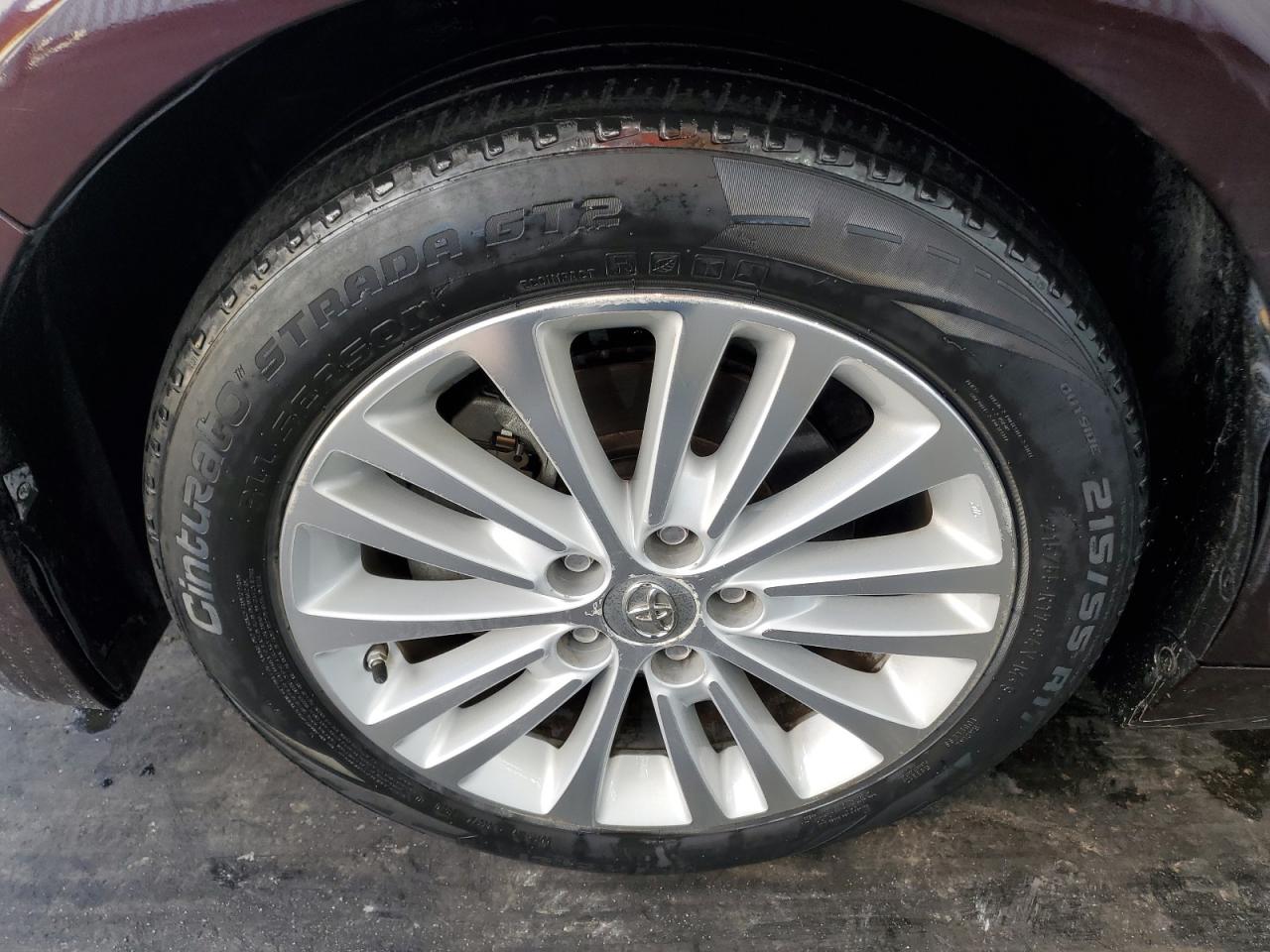 2013 Toyota Avalon Hybrid Limited Burgundy vin: 4T1BD1EB8DU014381 Damage: Left Front Wheel, Curb Rash, 3 To 4 Inches