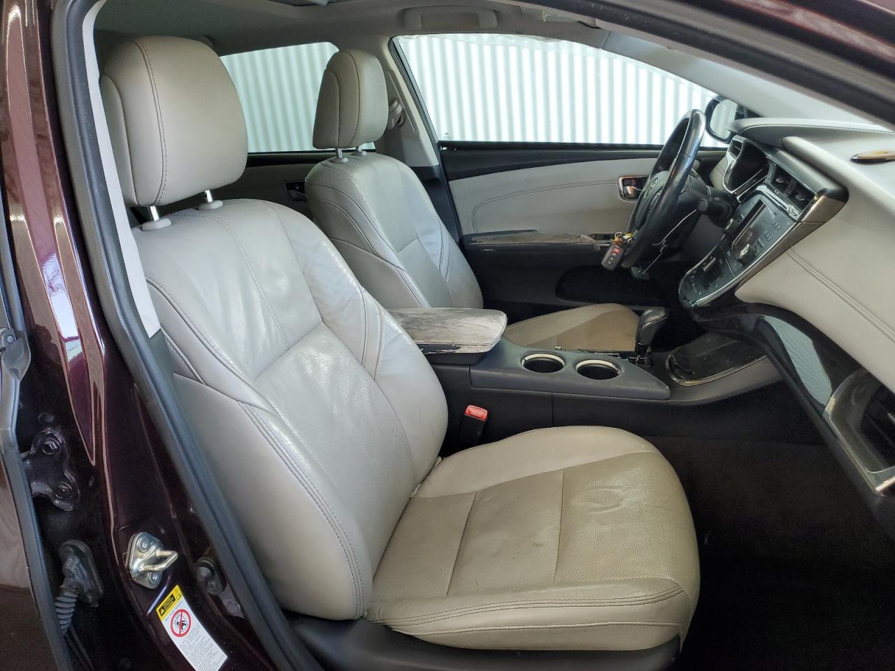 2013 Toyota Avalon Hybrid Limited Burgundy vin: 4T1BD1EB8DU014381 Damage: Right Front Seat Cushion, Worn, Acceptable