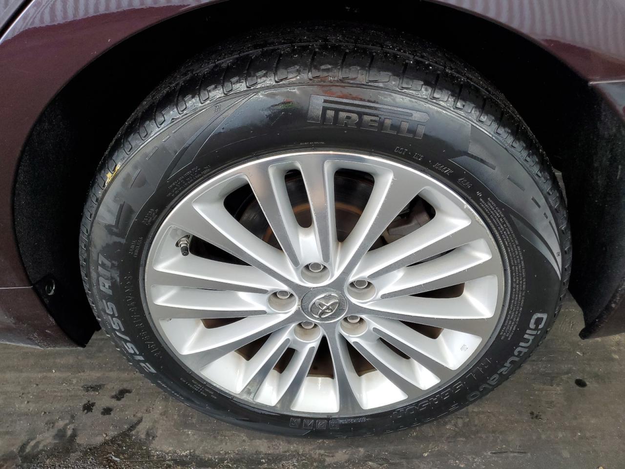 2013 Toyota Avalon Hybrid Limited Burgundy vin: 4T1BD1EB8DU014381 Damage: Left Rear Wheel, Curb Rash, 1/2 To 1 Inch