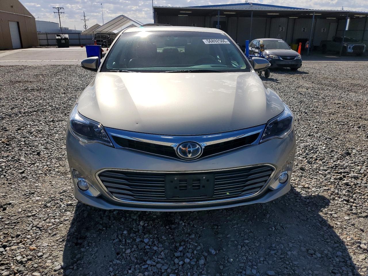 2014 Toyota Avalon Hybrid Limited Gold vin: 4T1BD1EB8EU028914
