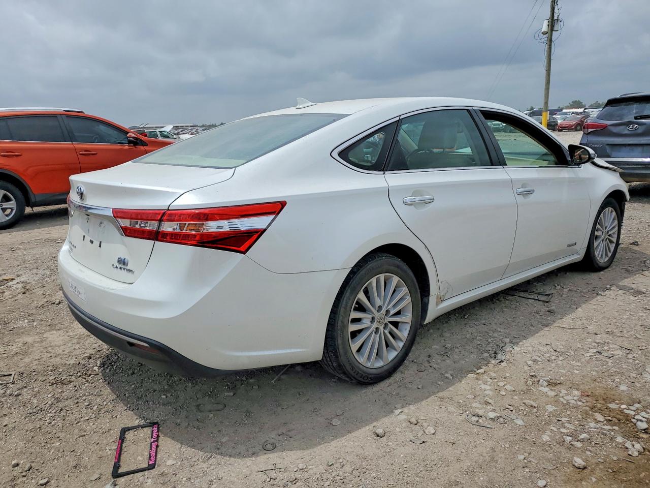 2013 Toyota Avalon Hybrid Limited Белый vin: 4T1BD1EB9DU002174