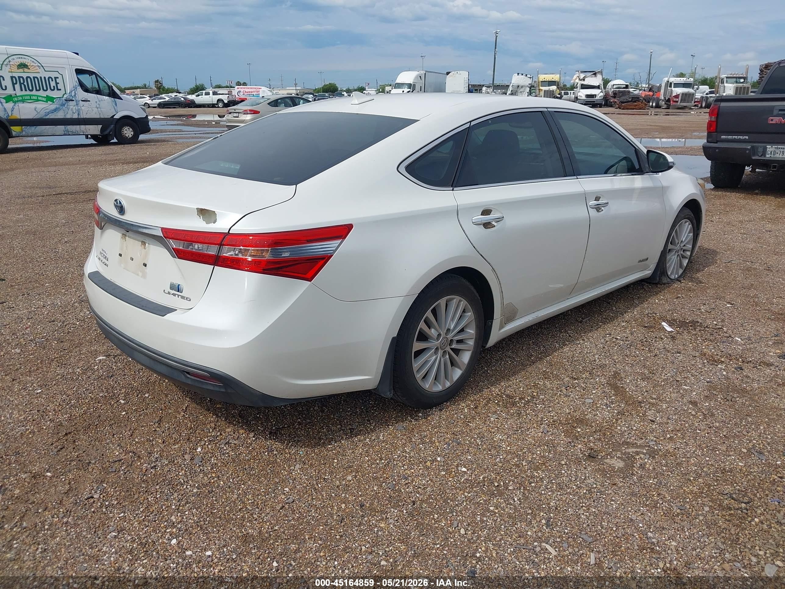 2013 Toyota Avalon Hybrid Limited White vin: 4T1BD1EB9DU010789