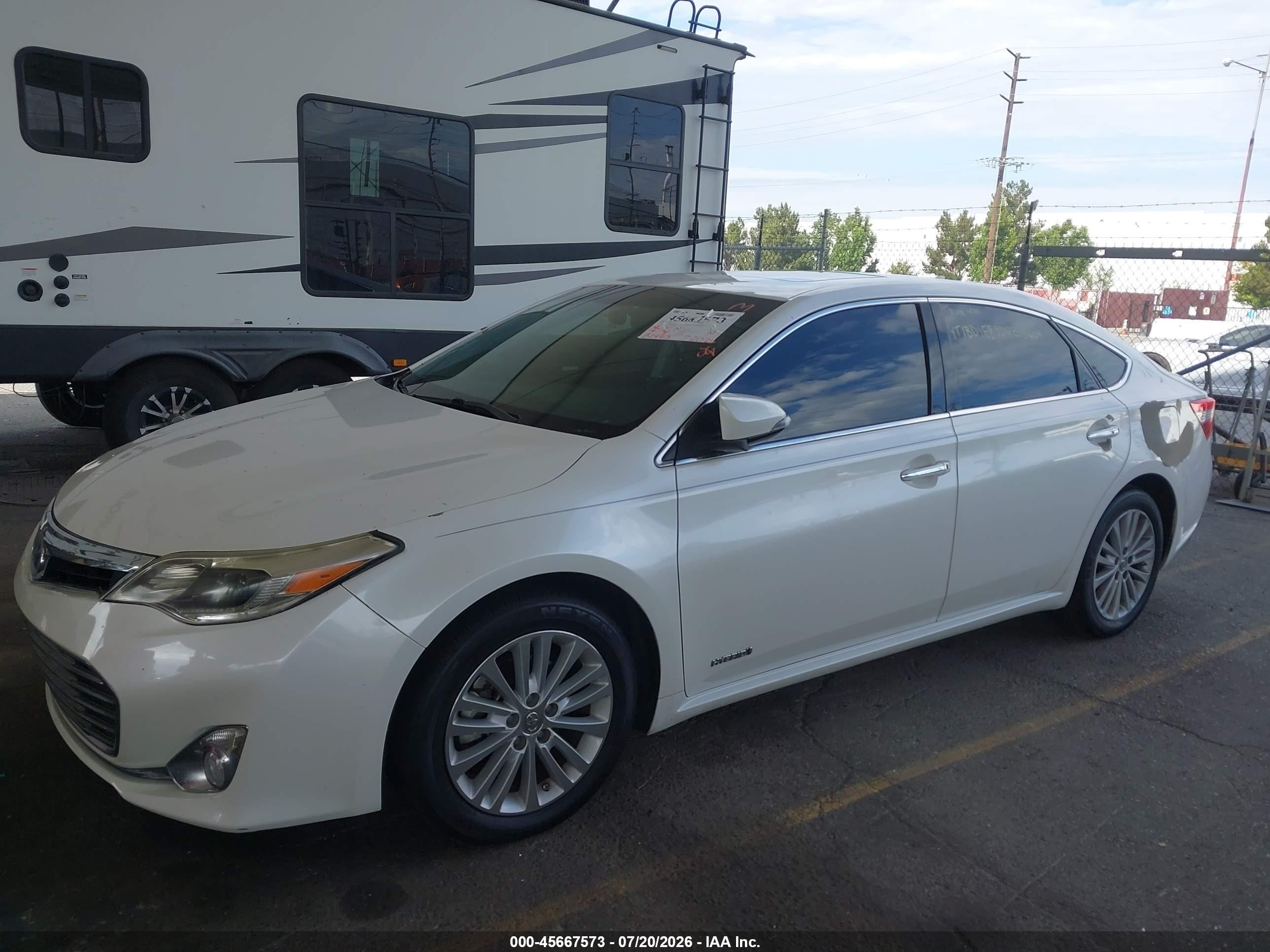 2013 Toyota Avalon Hybrid Limited Белый vin: 4T1BD1EB9DU015409