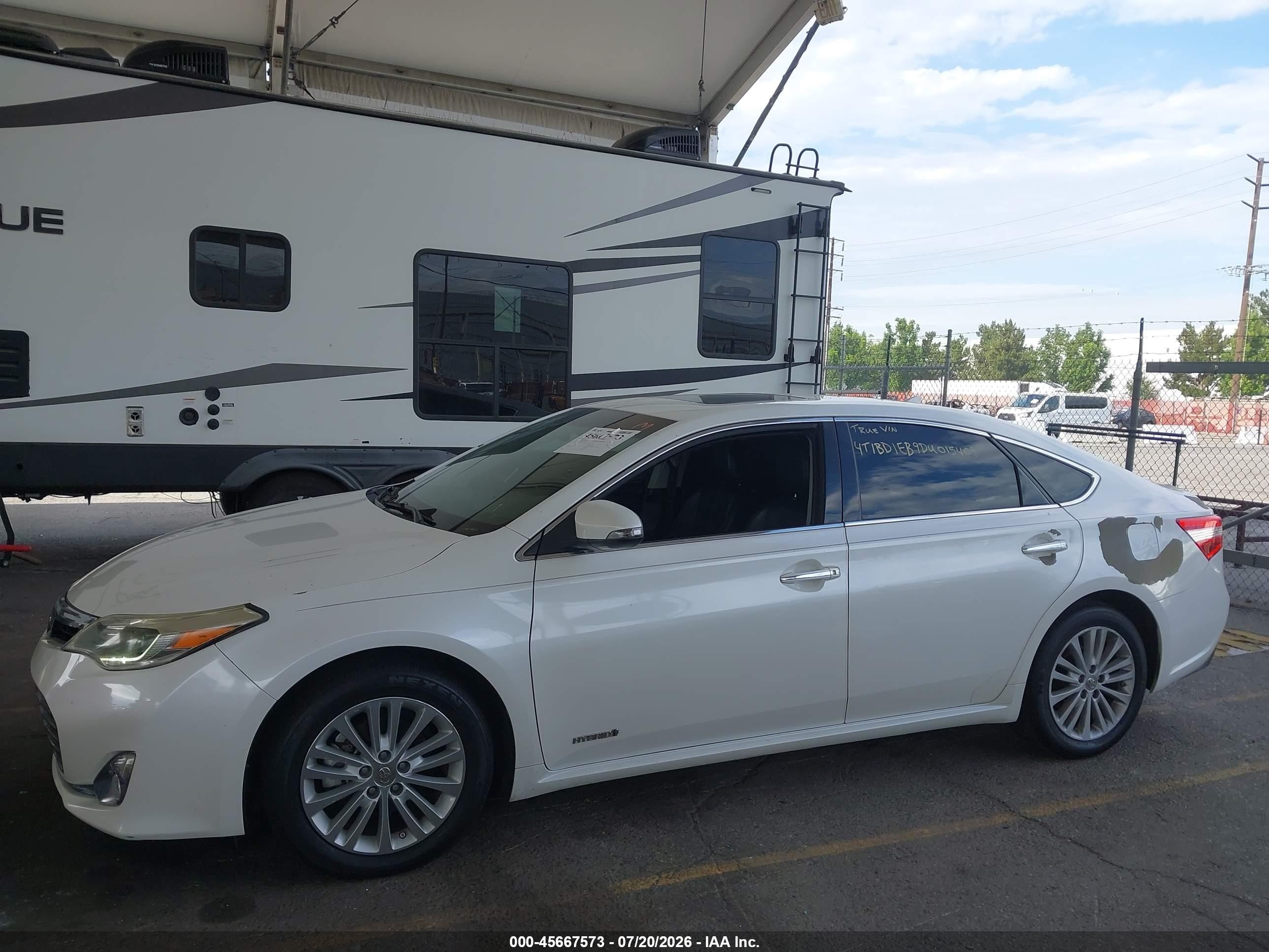 2013 Toyota Avalon Hybrid Limited Белый vin: 4T1BD1EB9DU015409